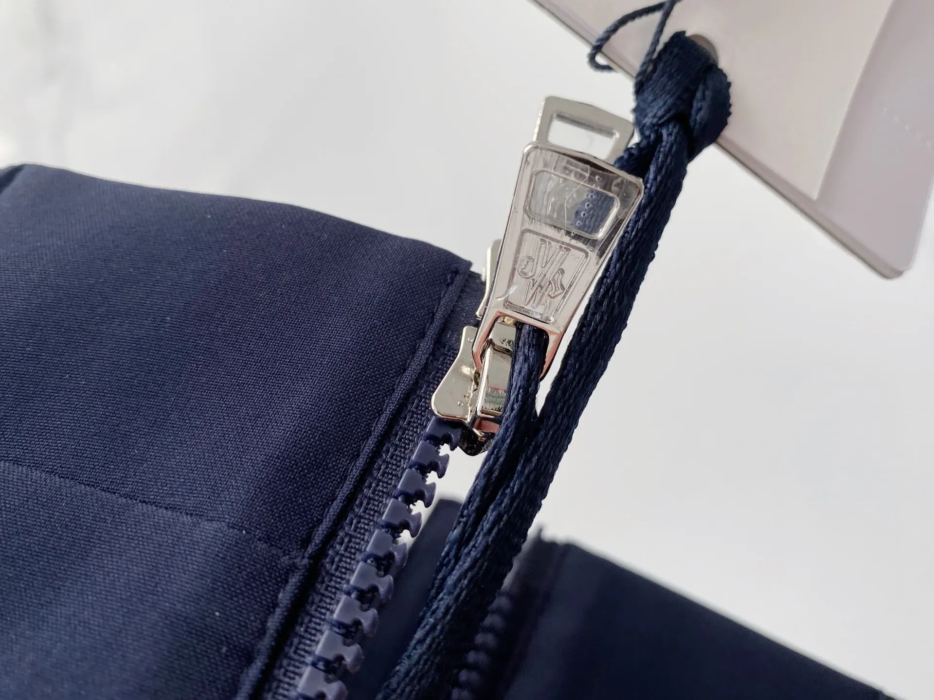 Куртки И Пуховики Мужские Moncler 3055120