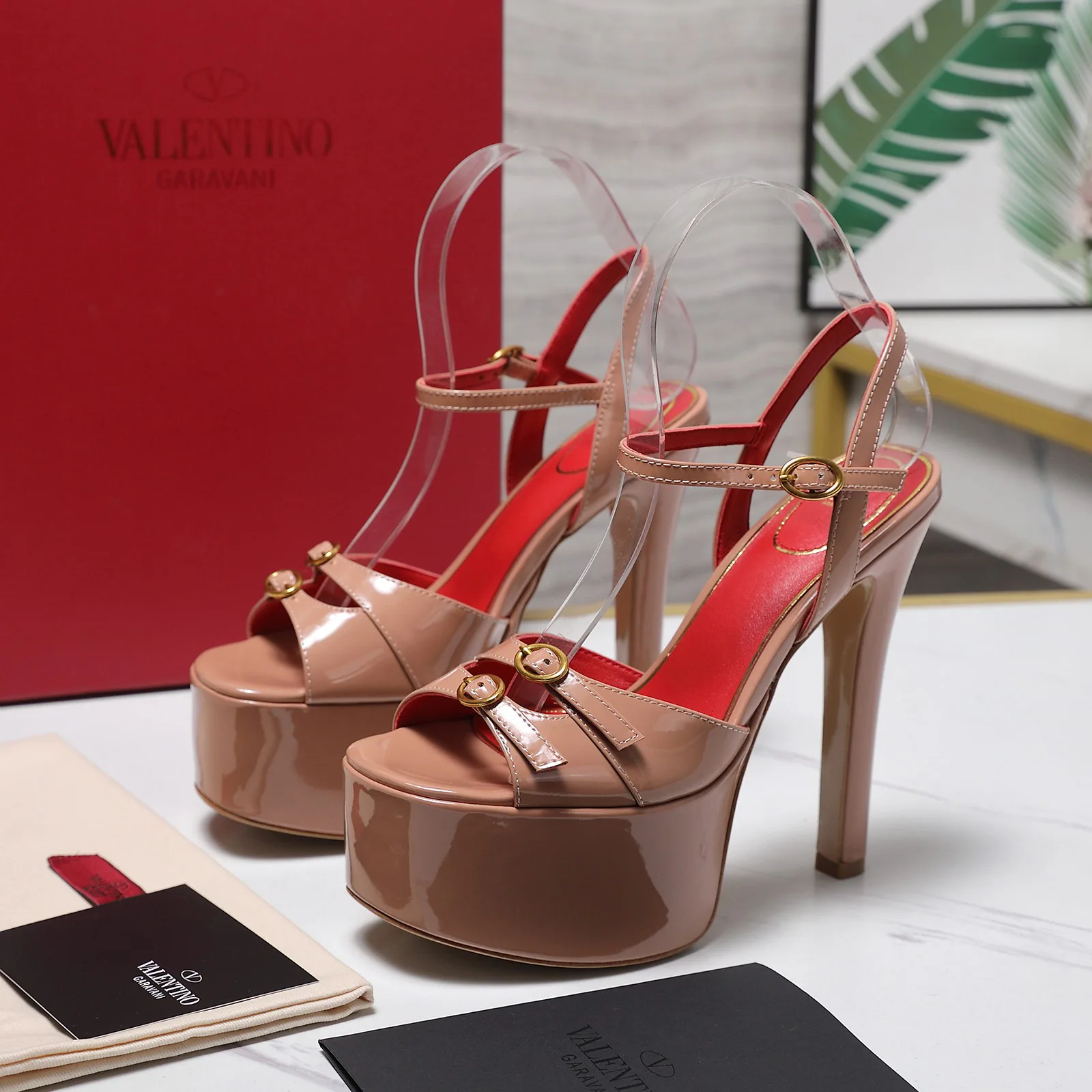Босоножки Женские Valentino 13542424