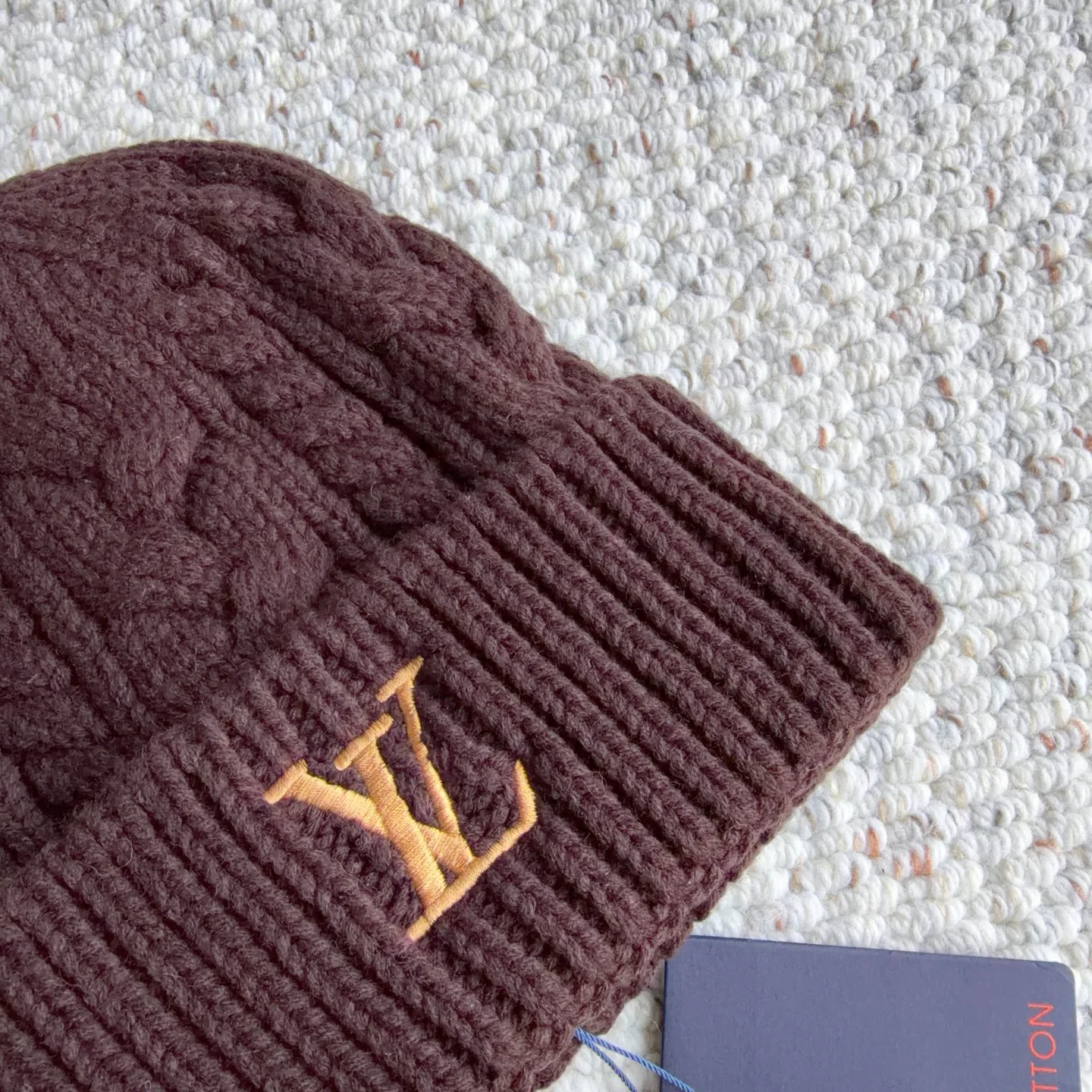Головные Уборы Louis Vuitton 18450105