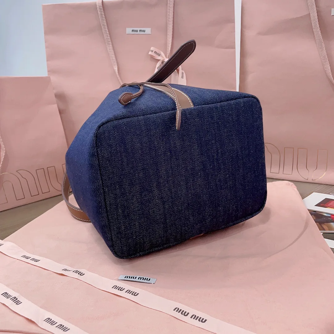 Сумки На Ремне Женские Miu Miu 445134