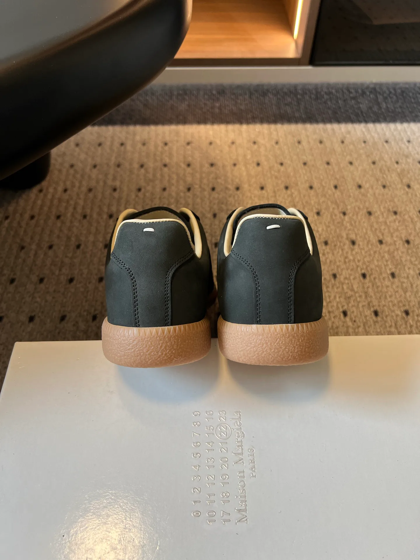 Кроссовки Женские Maison Margiela 17568905