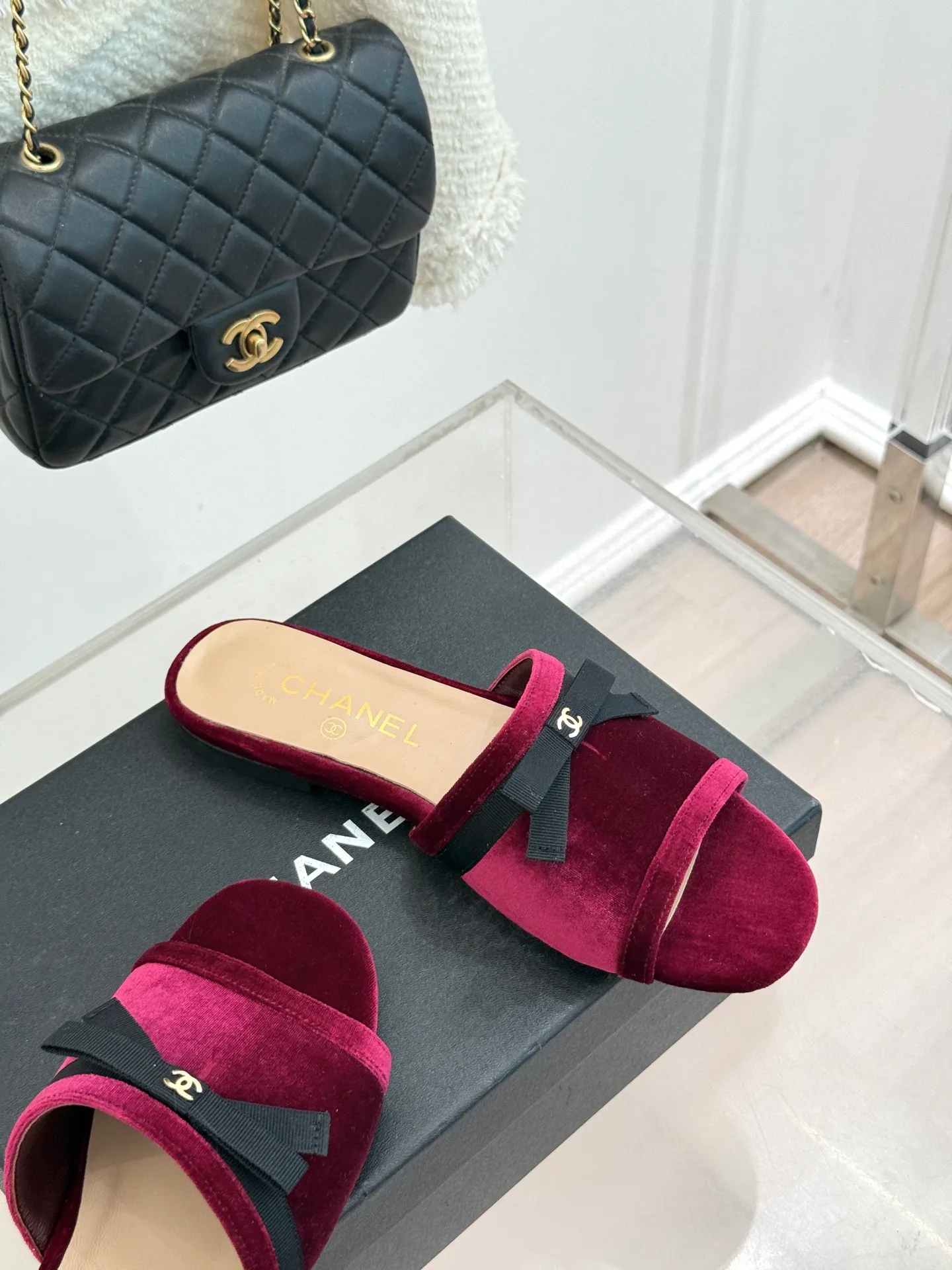 Шлепанцы Женские Chanel 12958164
