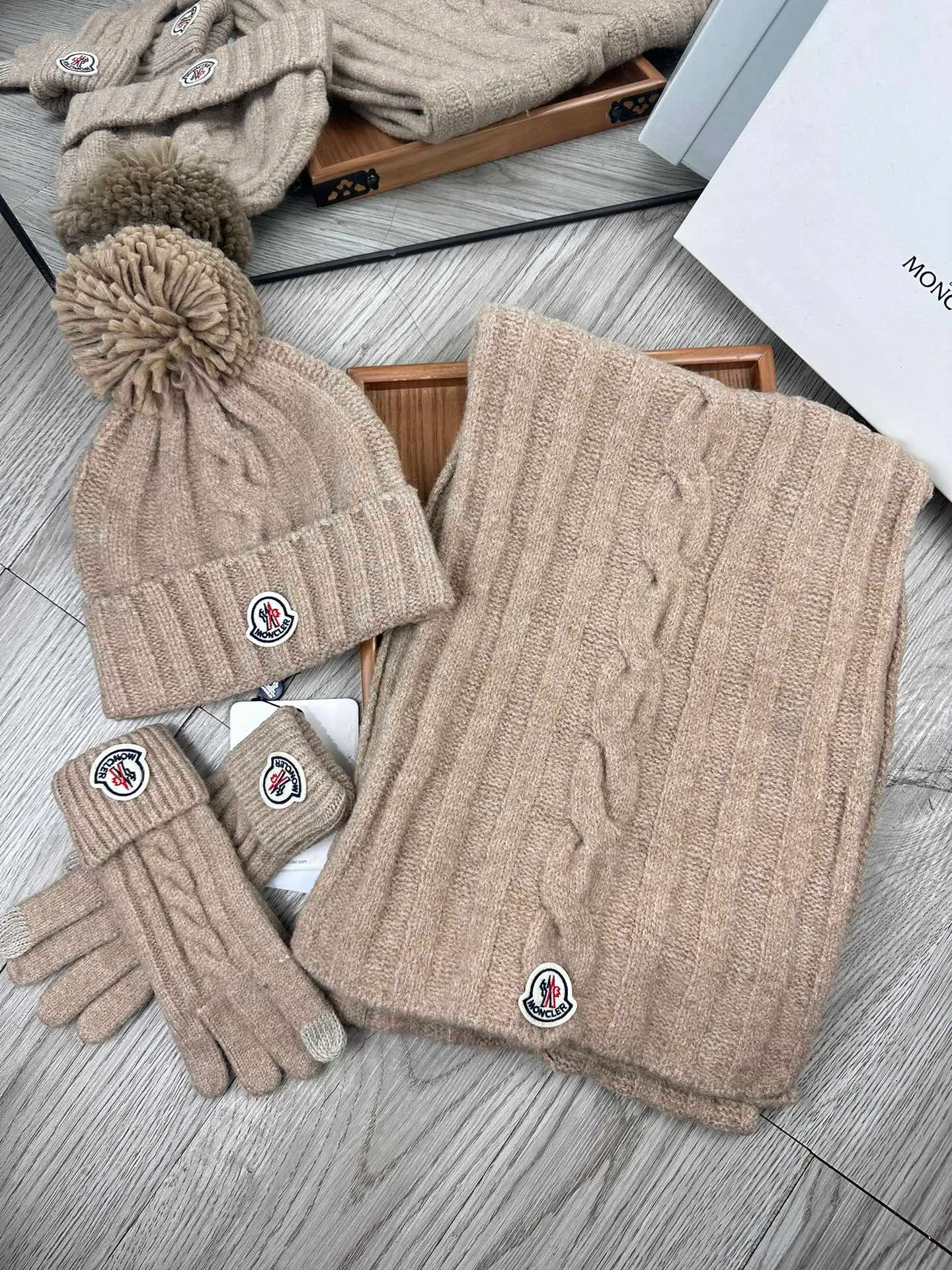 Шарфы Moncler 318484
