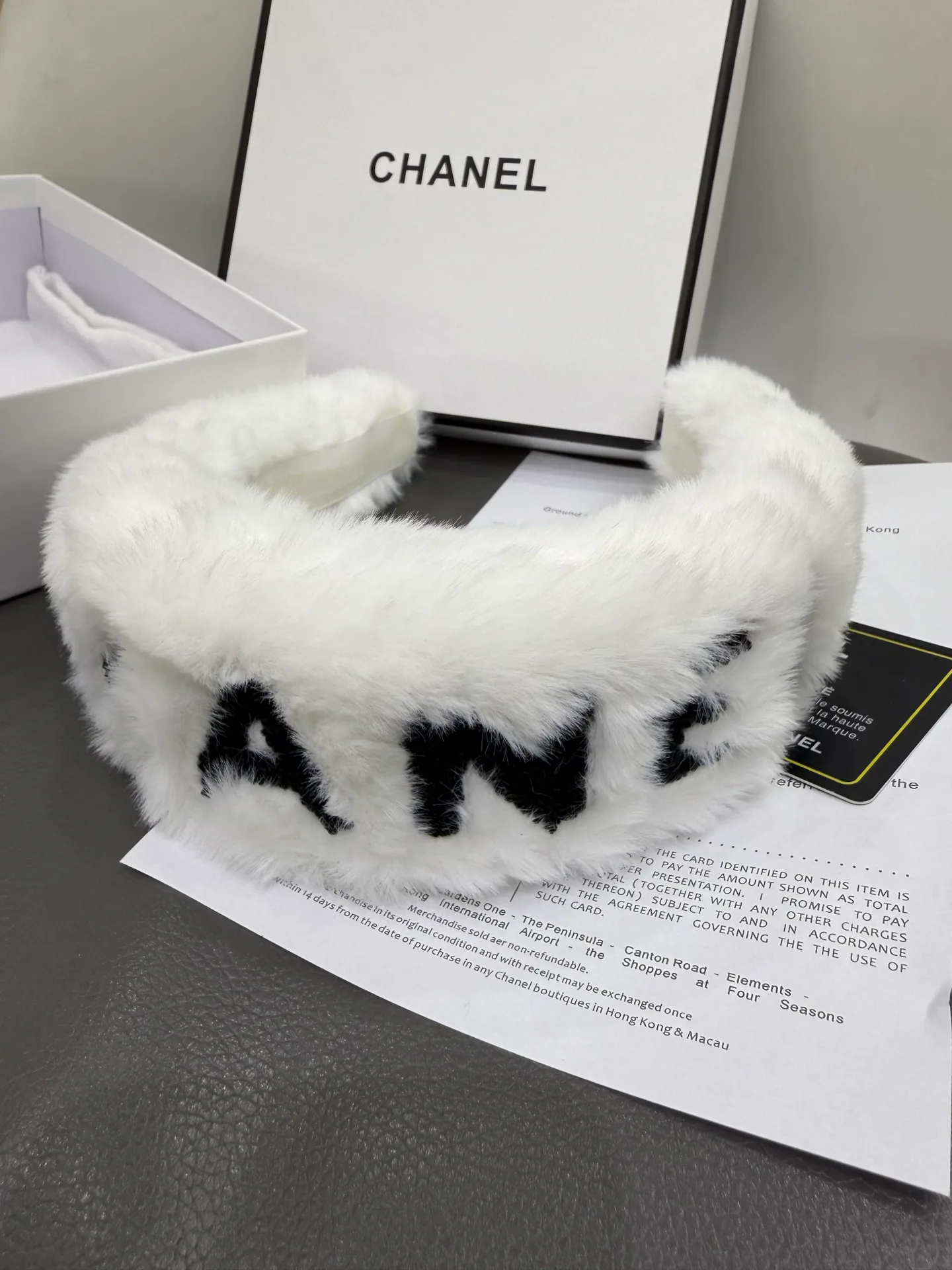 Головные Уборы Chanel 1703398