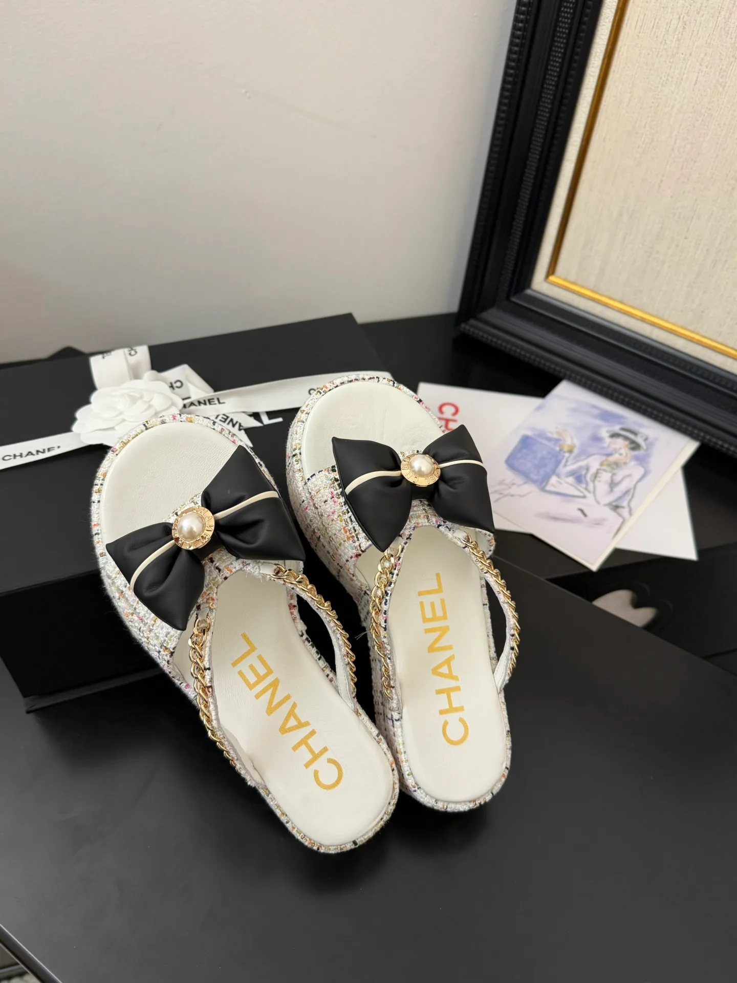 Шлепанцы Женские Chanel 20385