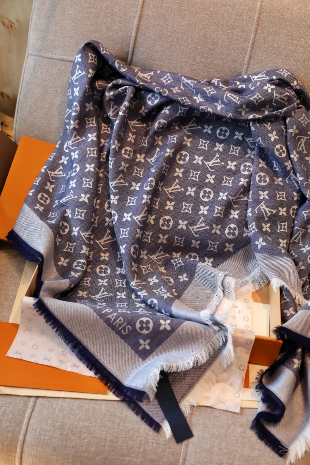 Шарфы Louis Vuitton 17991826