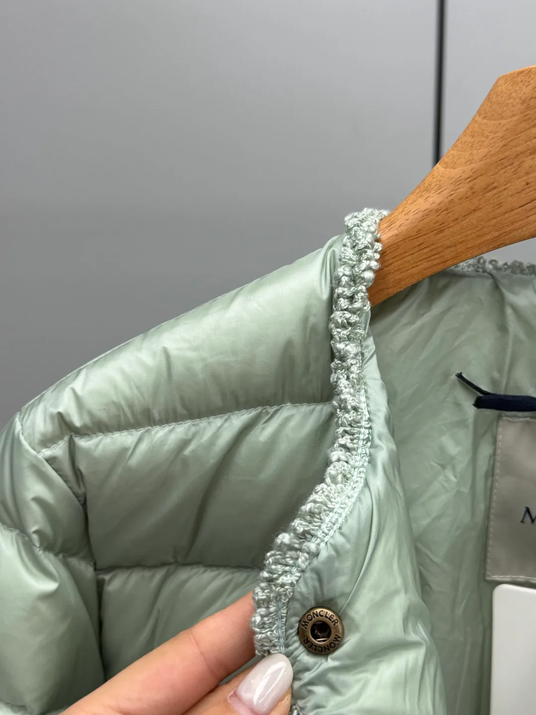 Куртки И Пуховики Женские Moncler 18002292
