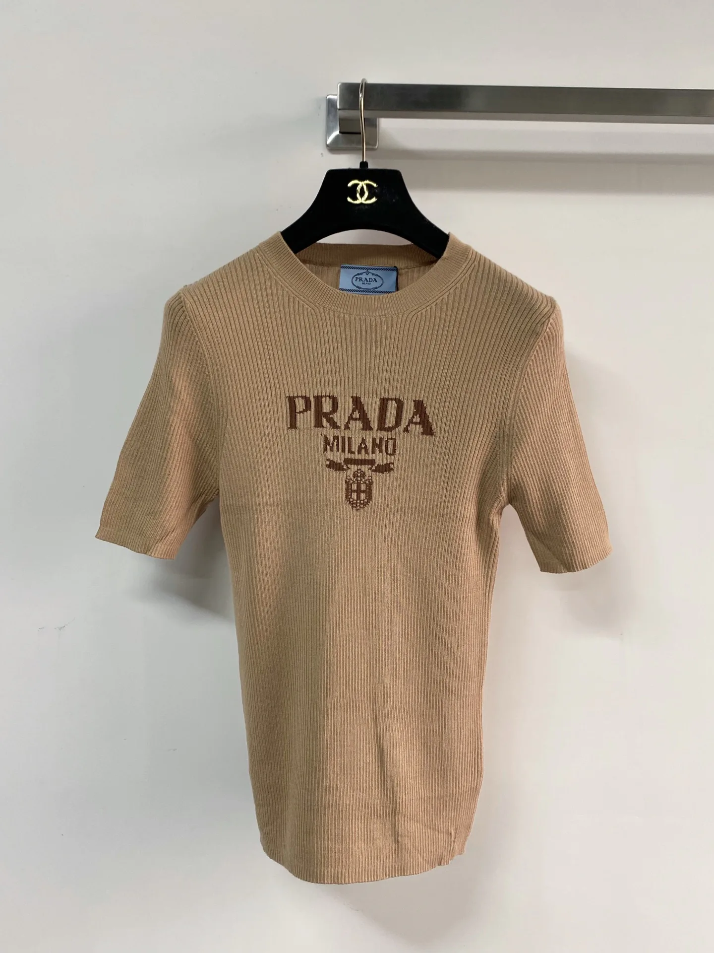 Футболки Женские Prada 11946191