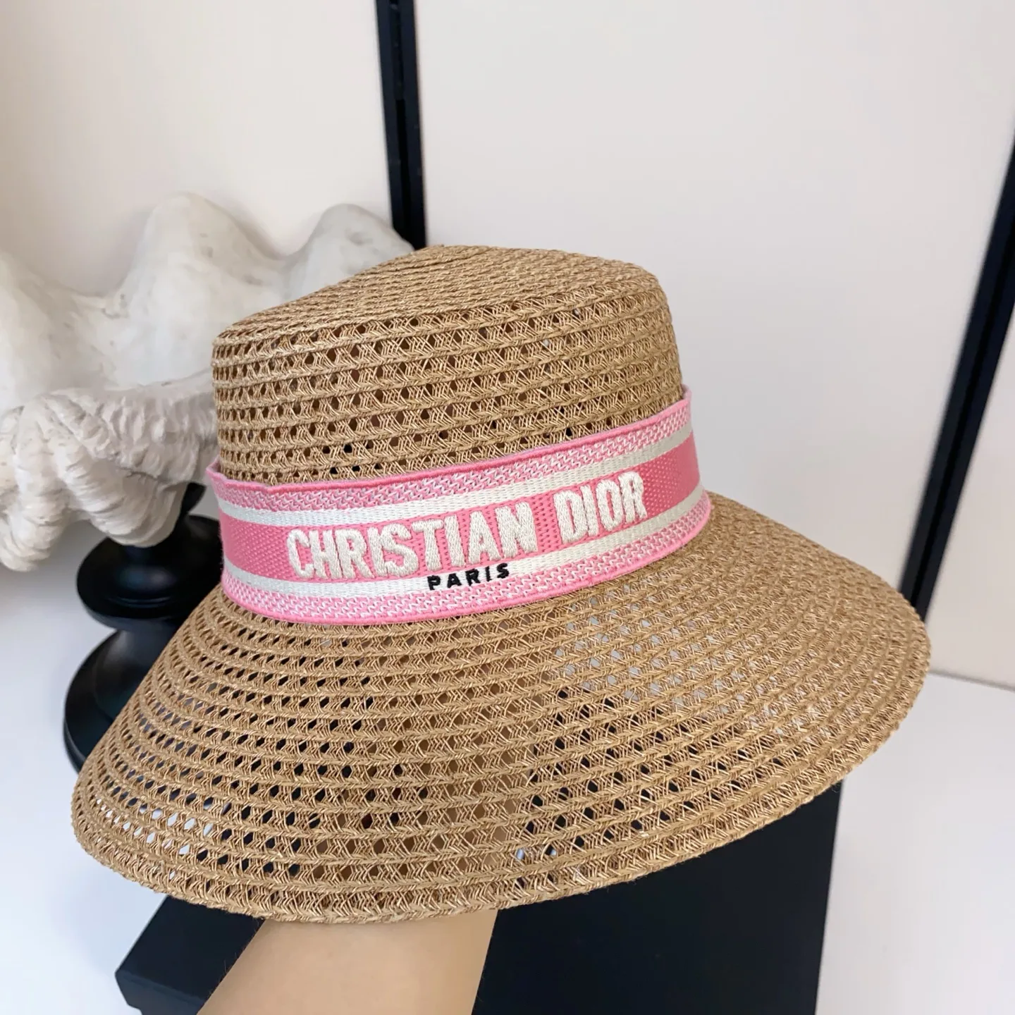 Головные Уборы Christian Dior 13569663