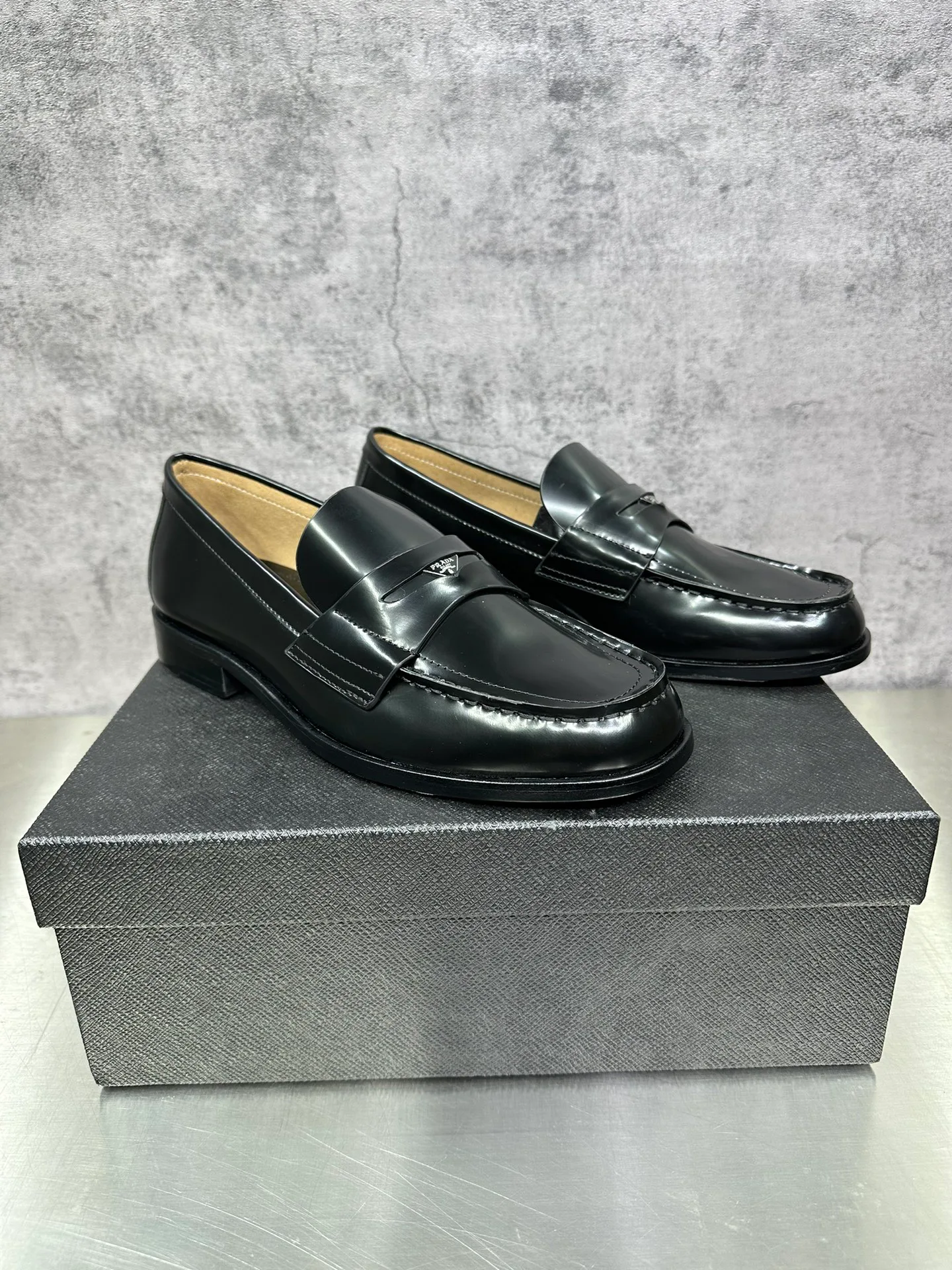 Лоферы И Туфли Мужские Prada 19687861