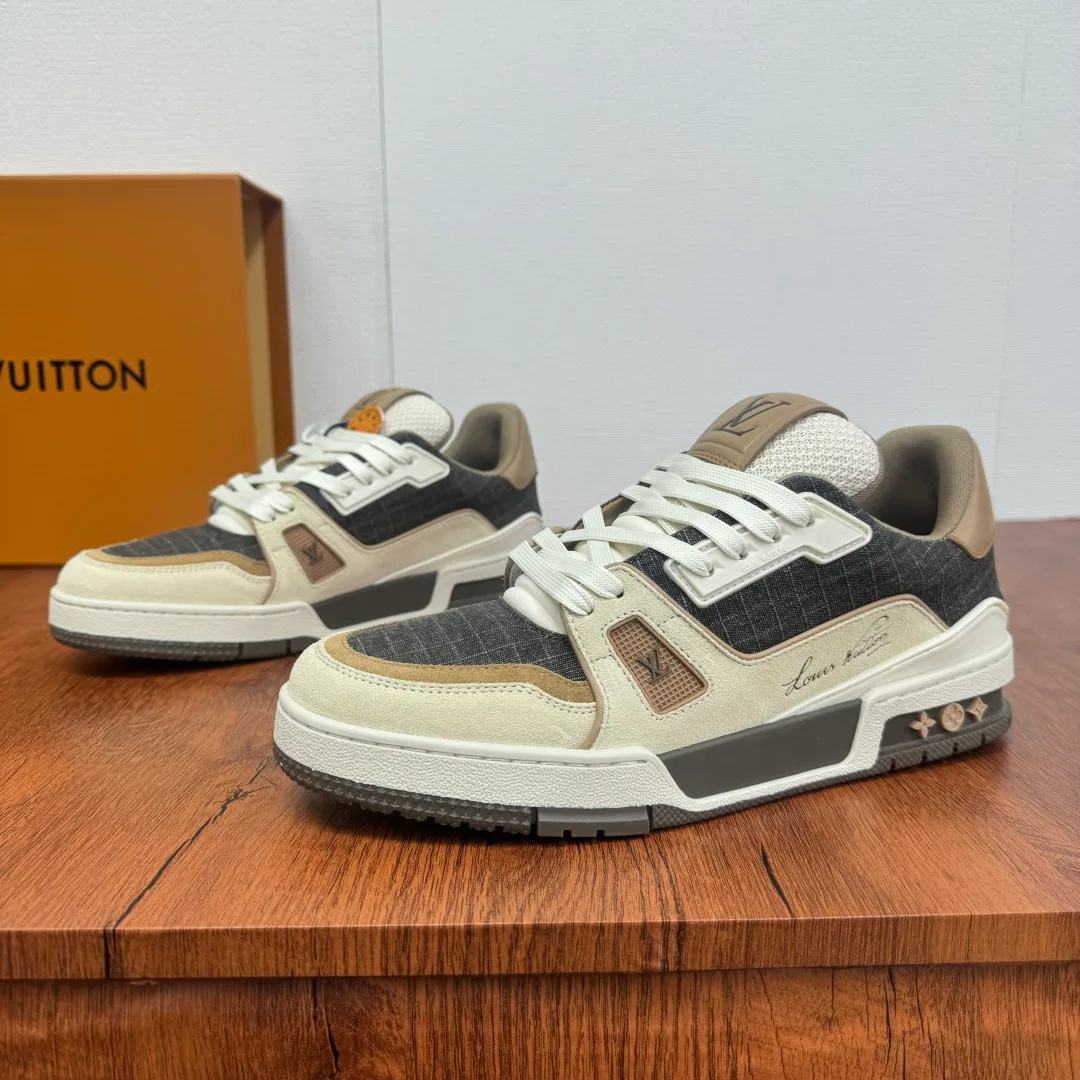 Кроссовки Мужские Louis Vuitton 5892070