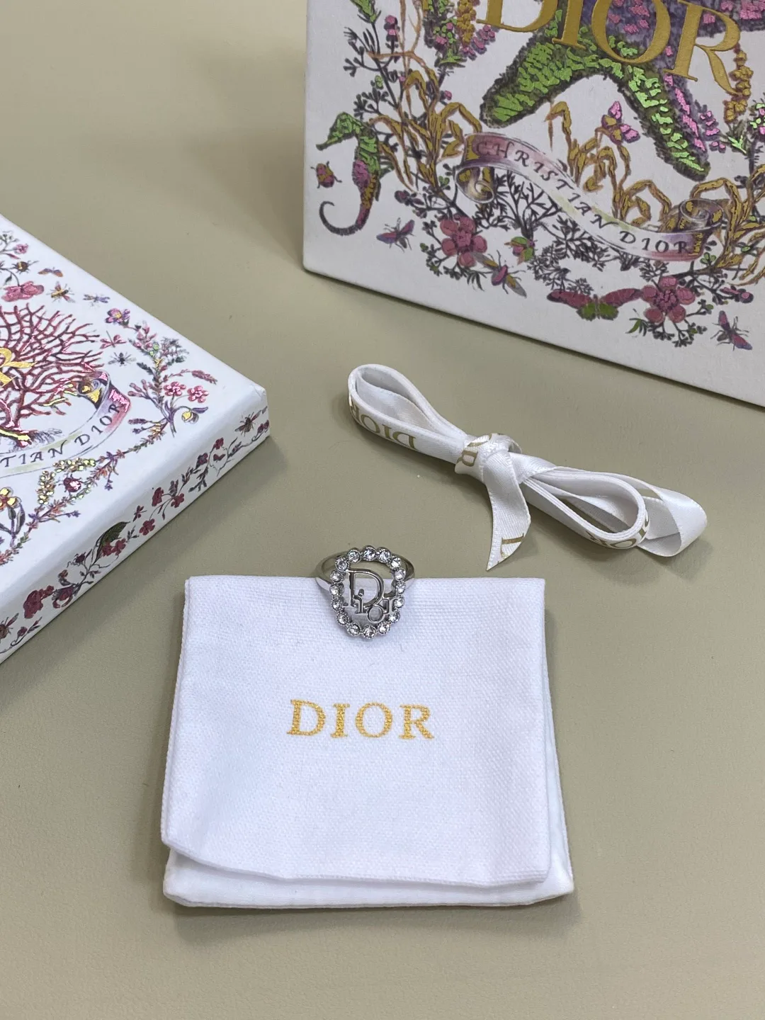 Бижутерия Christian Dior 17843091