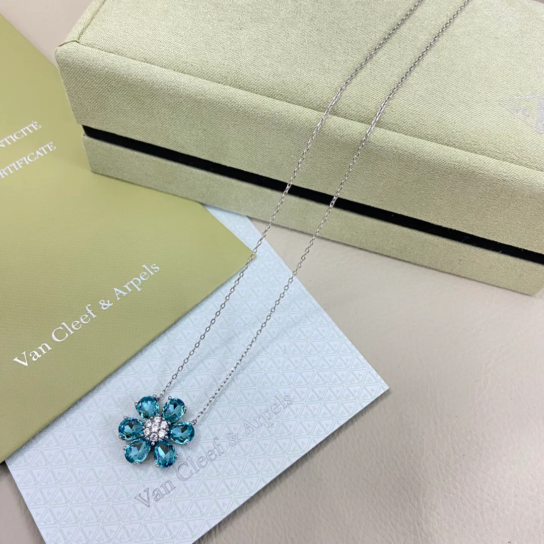 Бижутерия Van Cleef & Arpels 11704556