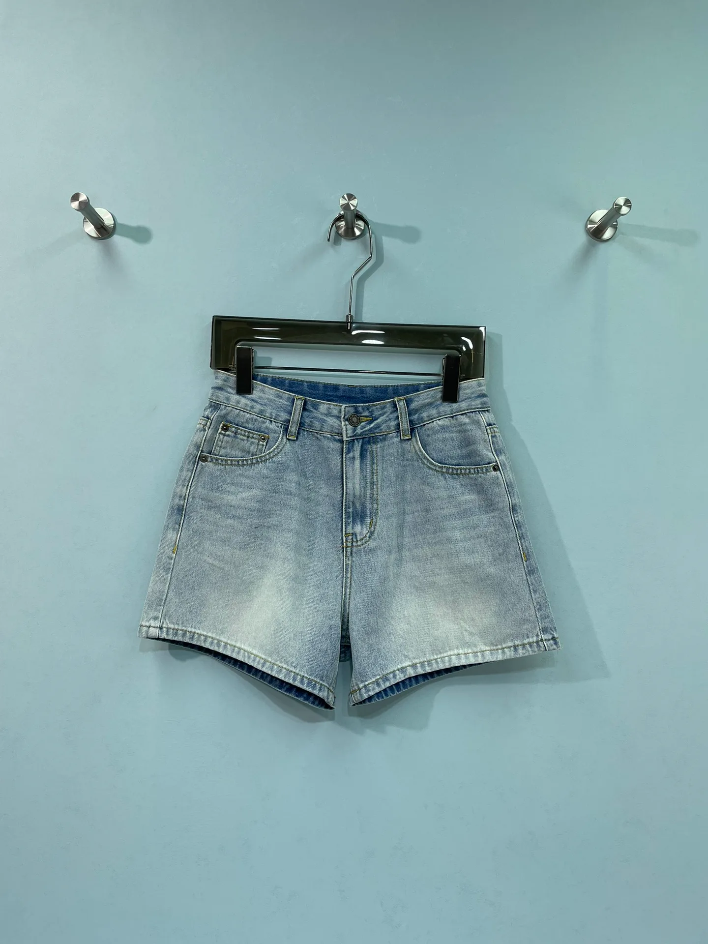 Шорты Женские Christian Dior 11868821