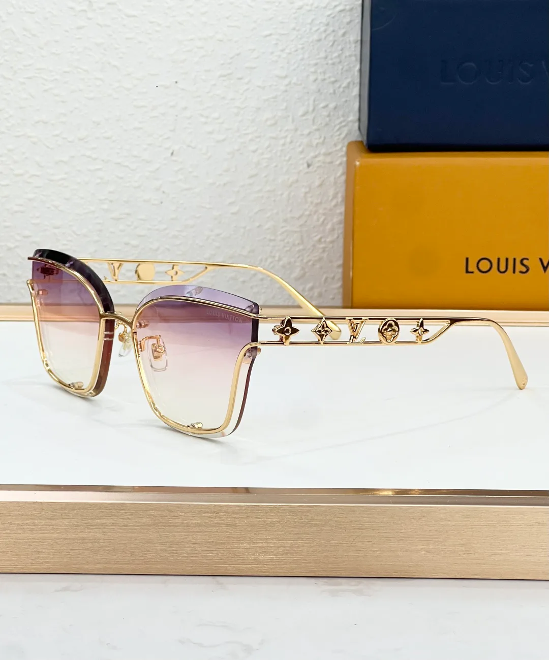 Очки Louis Vuitton 13434183