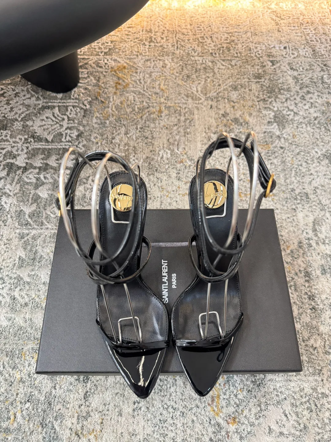 Босоножки Женские Saint Laurent 79500