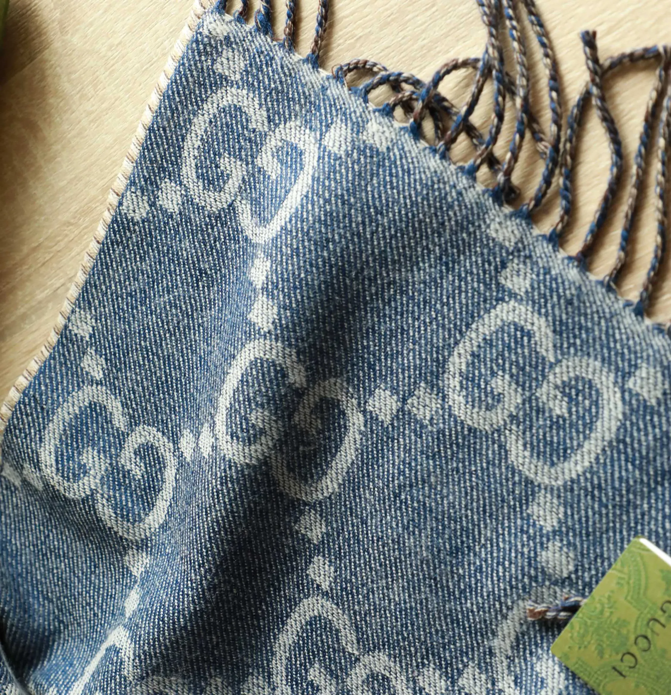 Шарфы Gucci 638103