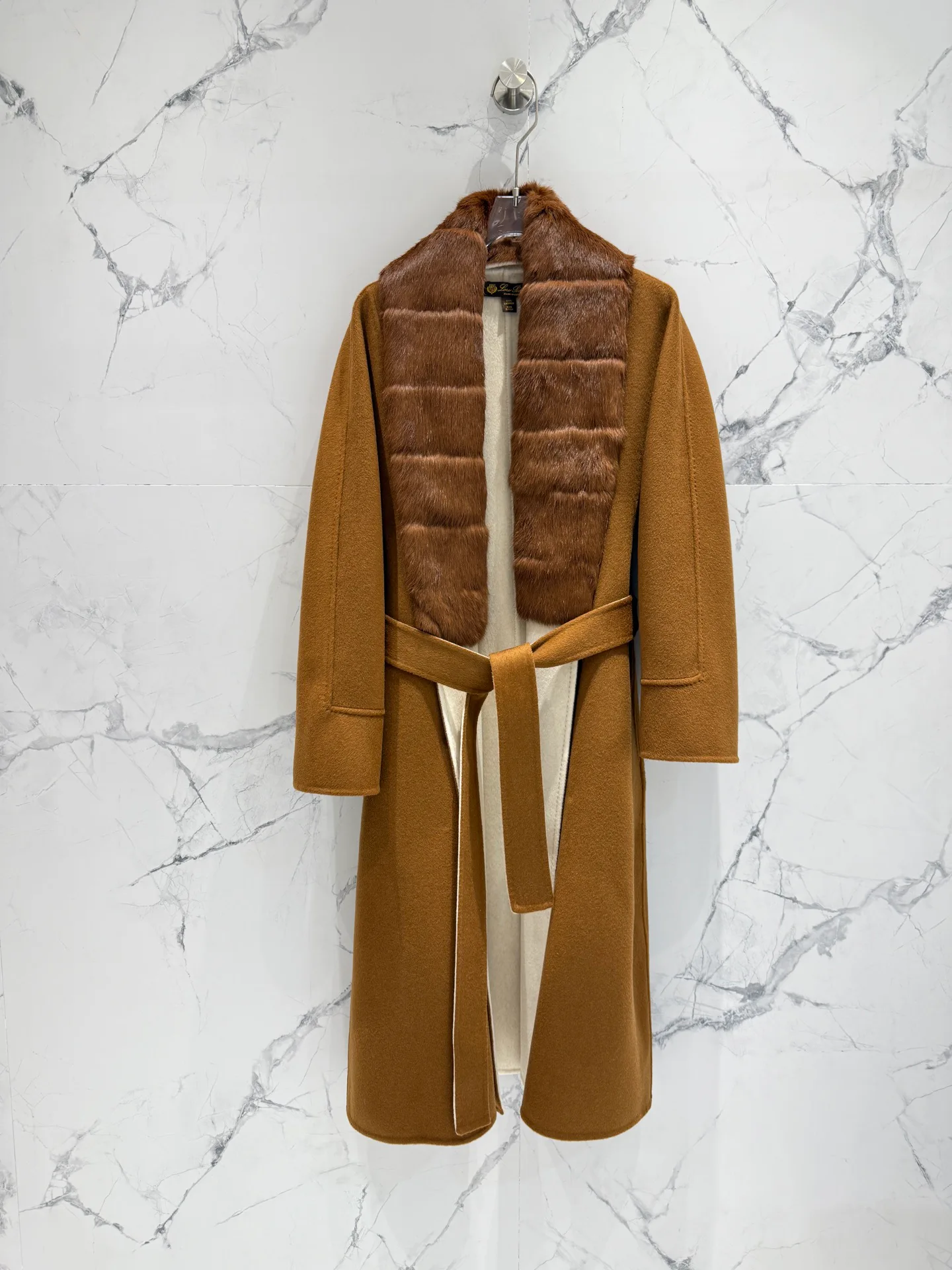 Пальто Женские Loro Piana 18872840