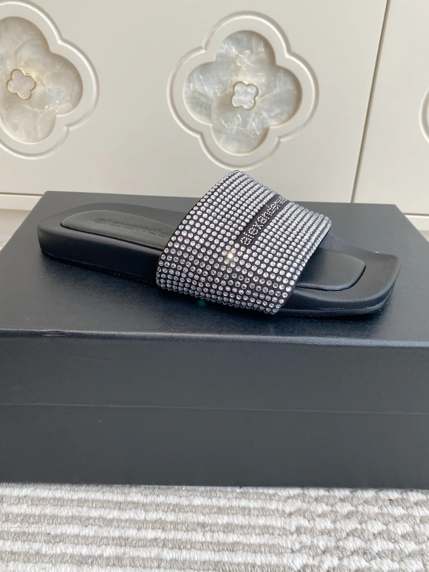 Шлепанцы Женские Alexander Wang 11777616