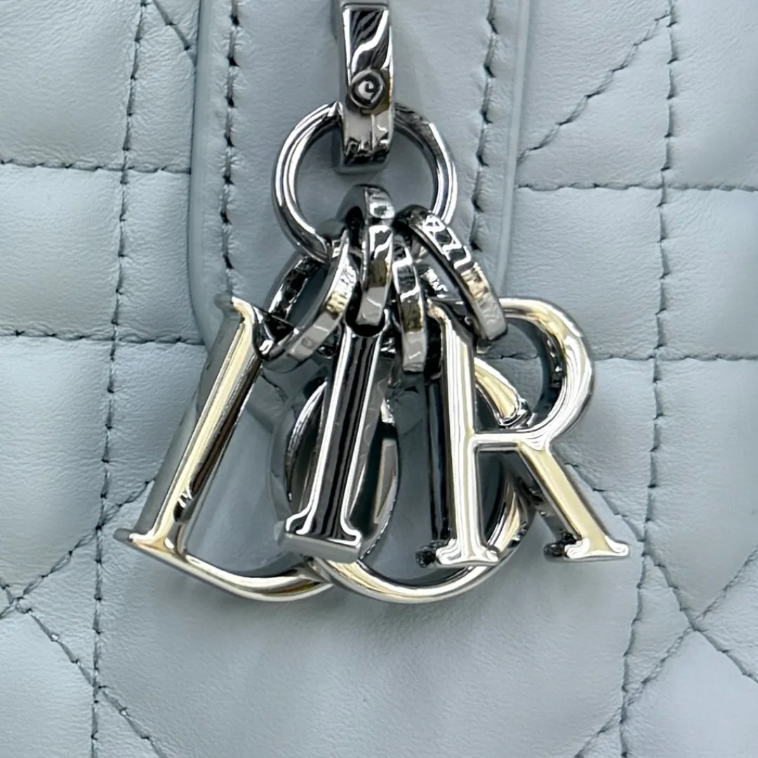 Классические Сумки Женские Christian Dior 11905827