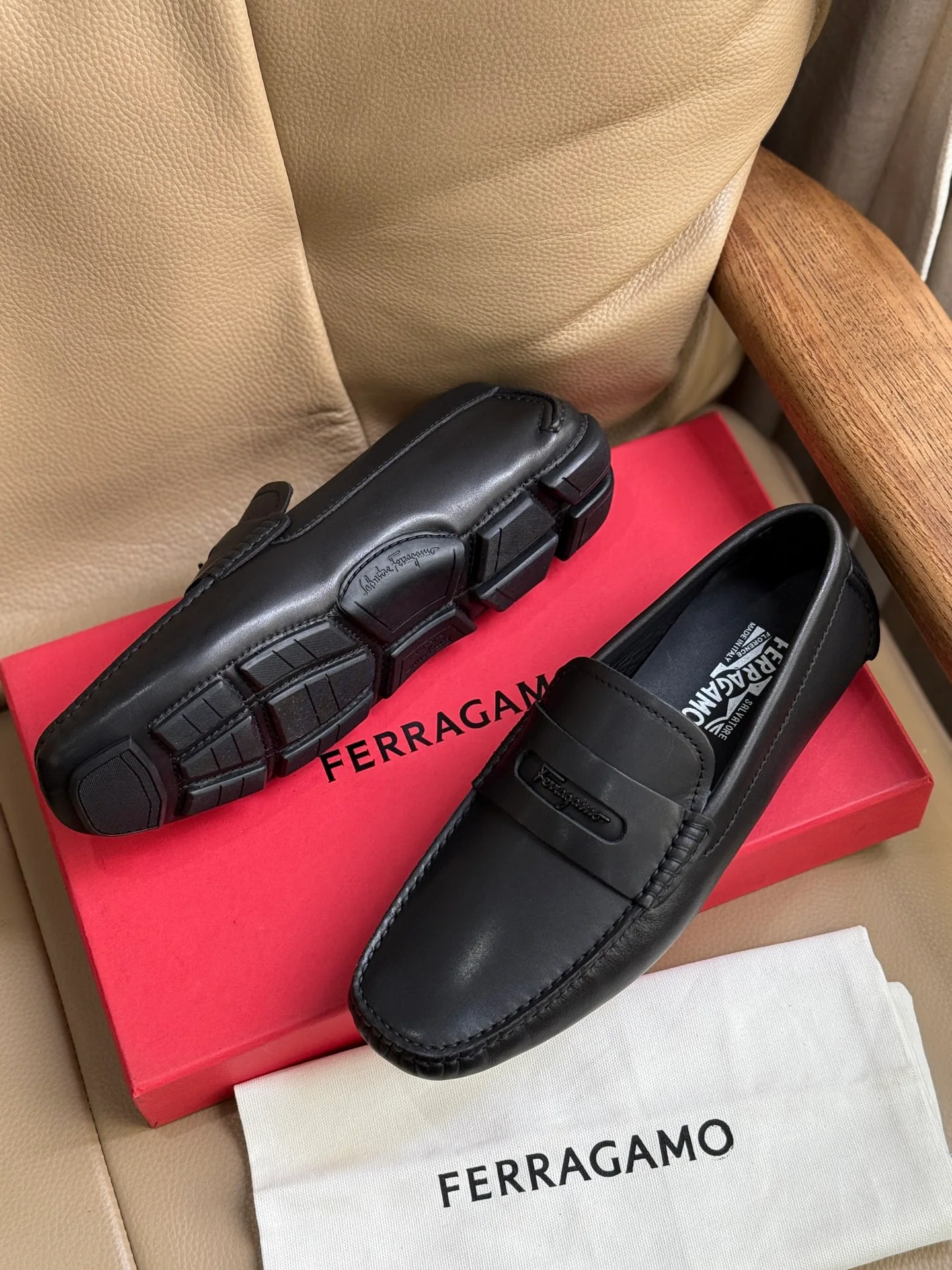 Лоферы И Туфли Мужские Salvatore Ferragamo 18117118