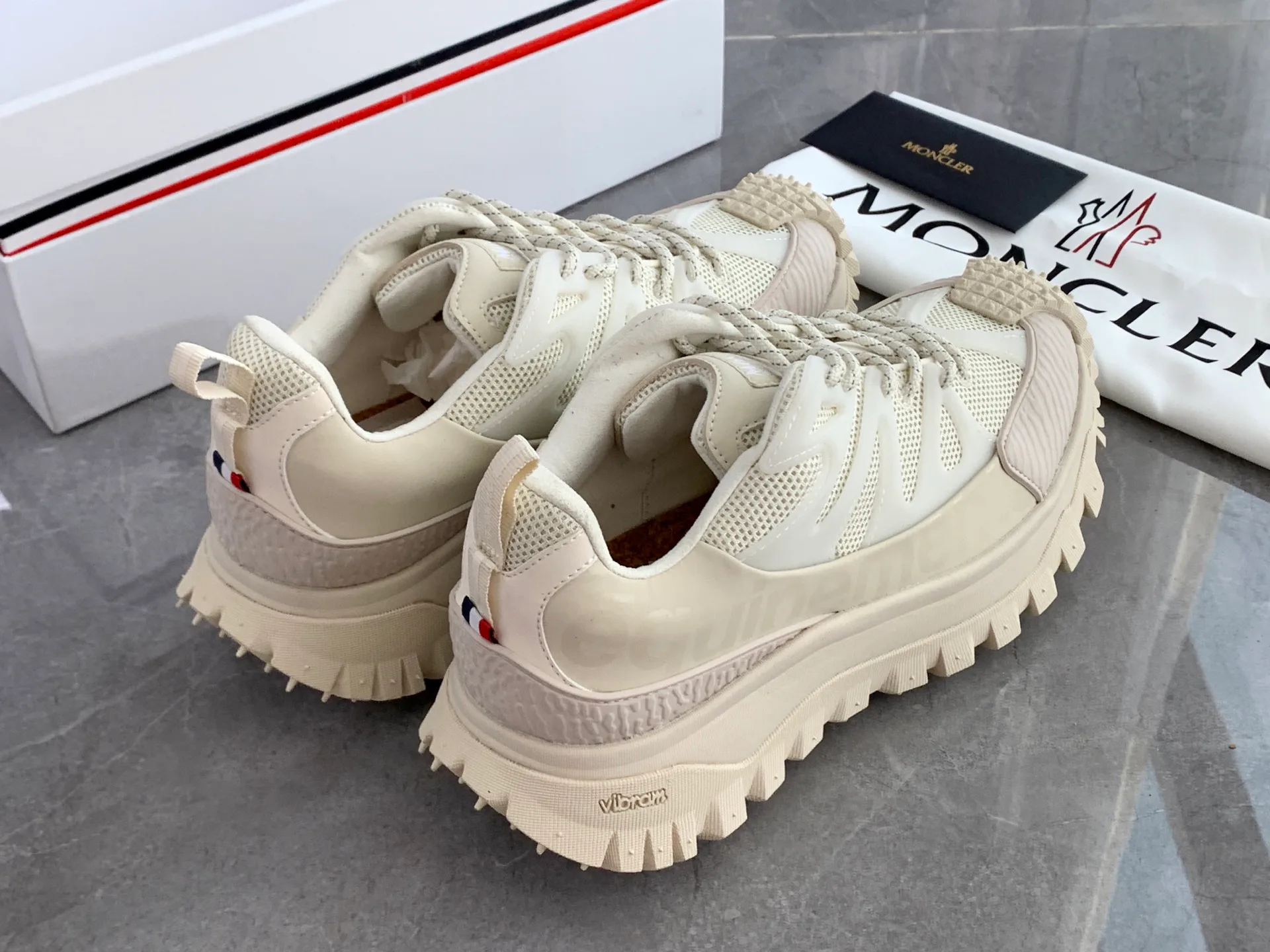 Кроссовки Женские Moncler 3415315