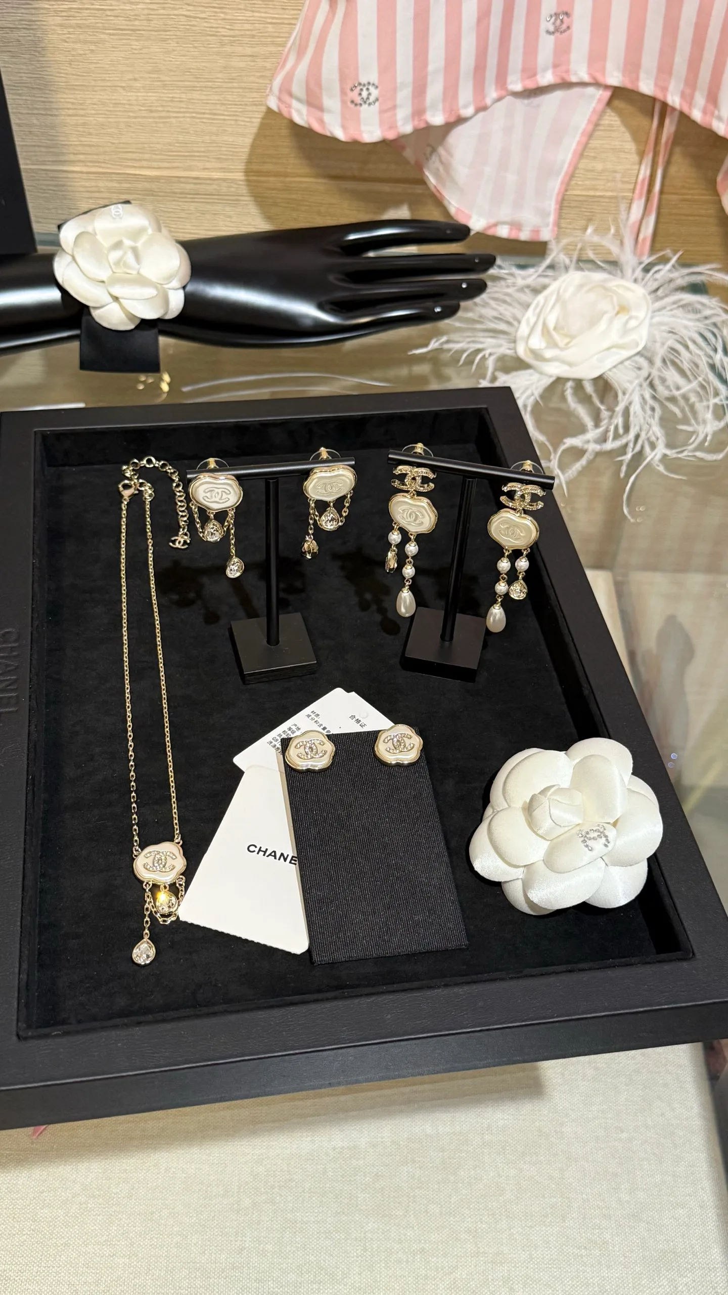 Бижутерия Chanel 99352