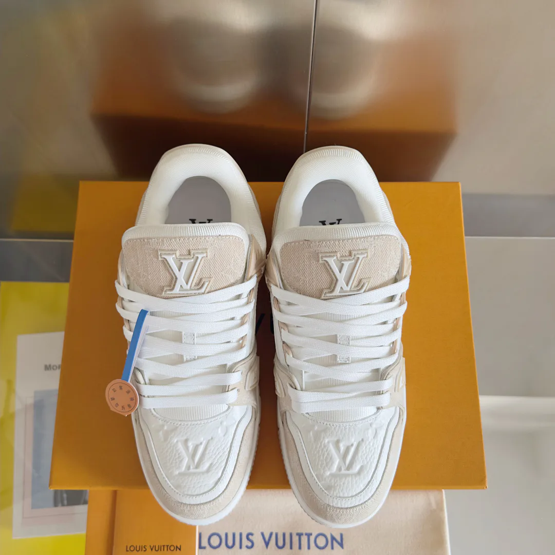 Кроссовки Женские Louis Vuitton 55009