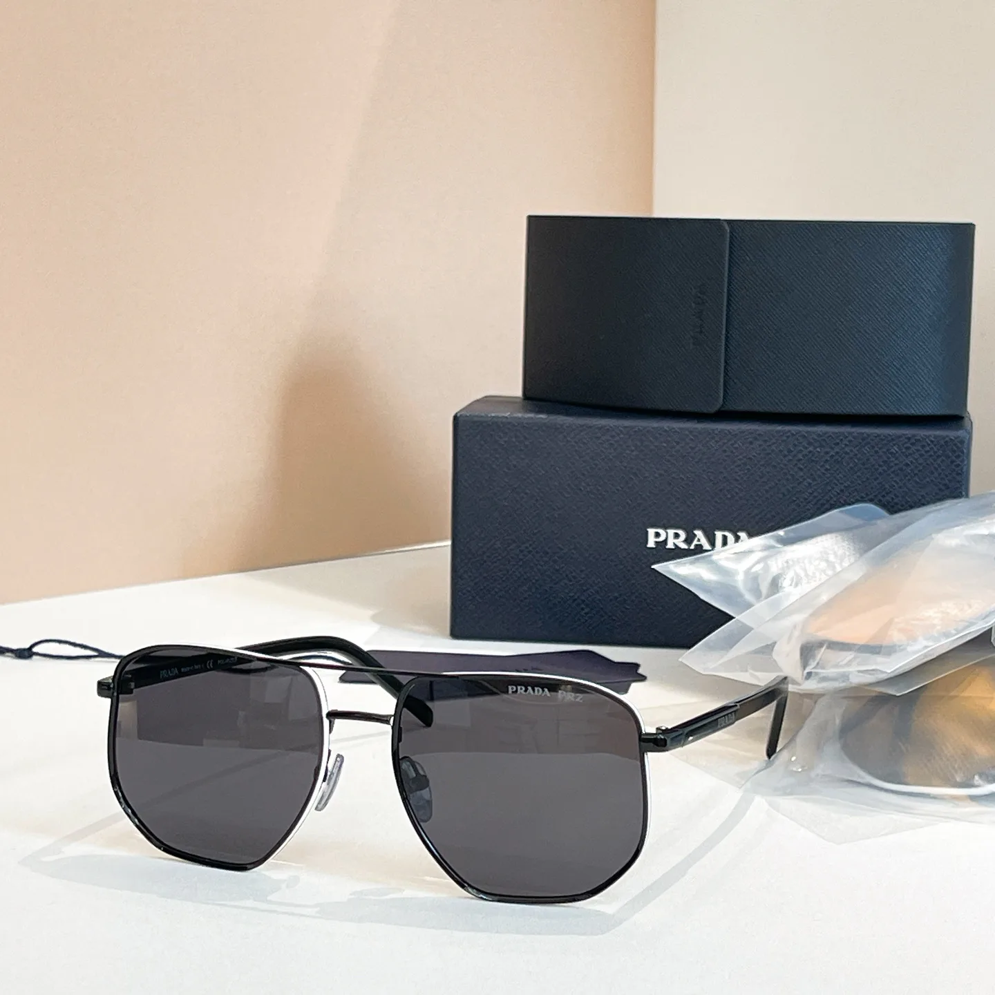 Очки Prada 35926