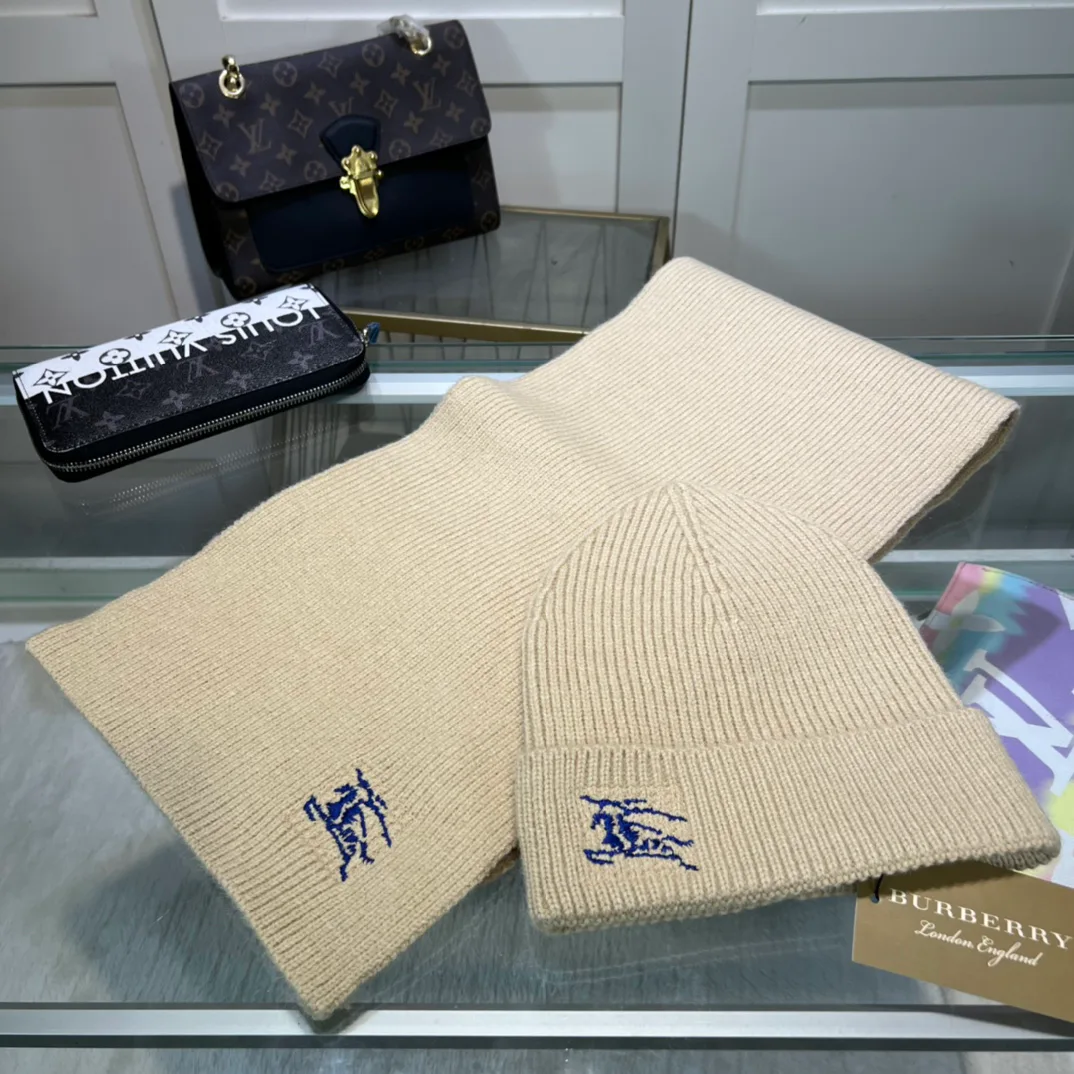 Головные Уборы Burberry 823952