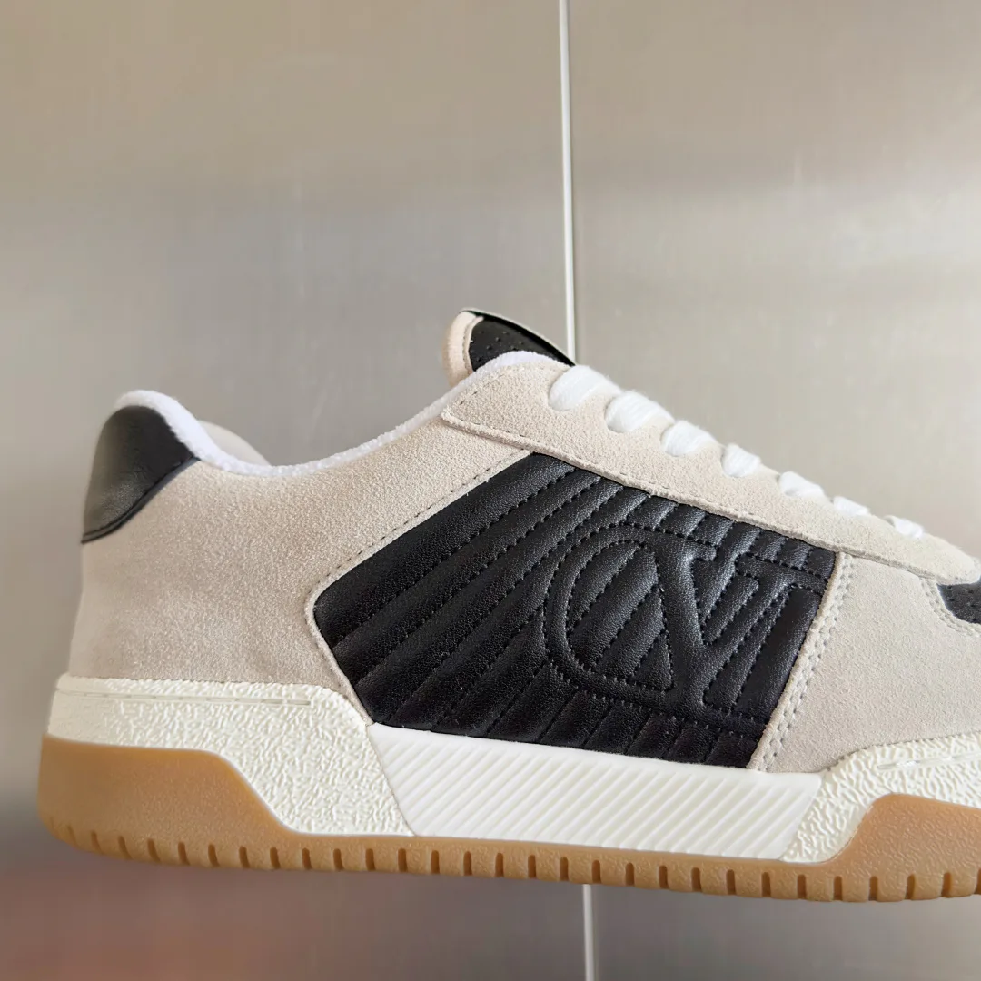 Кроссовки Женские Valentino 217591