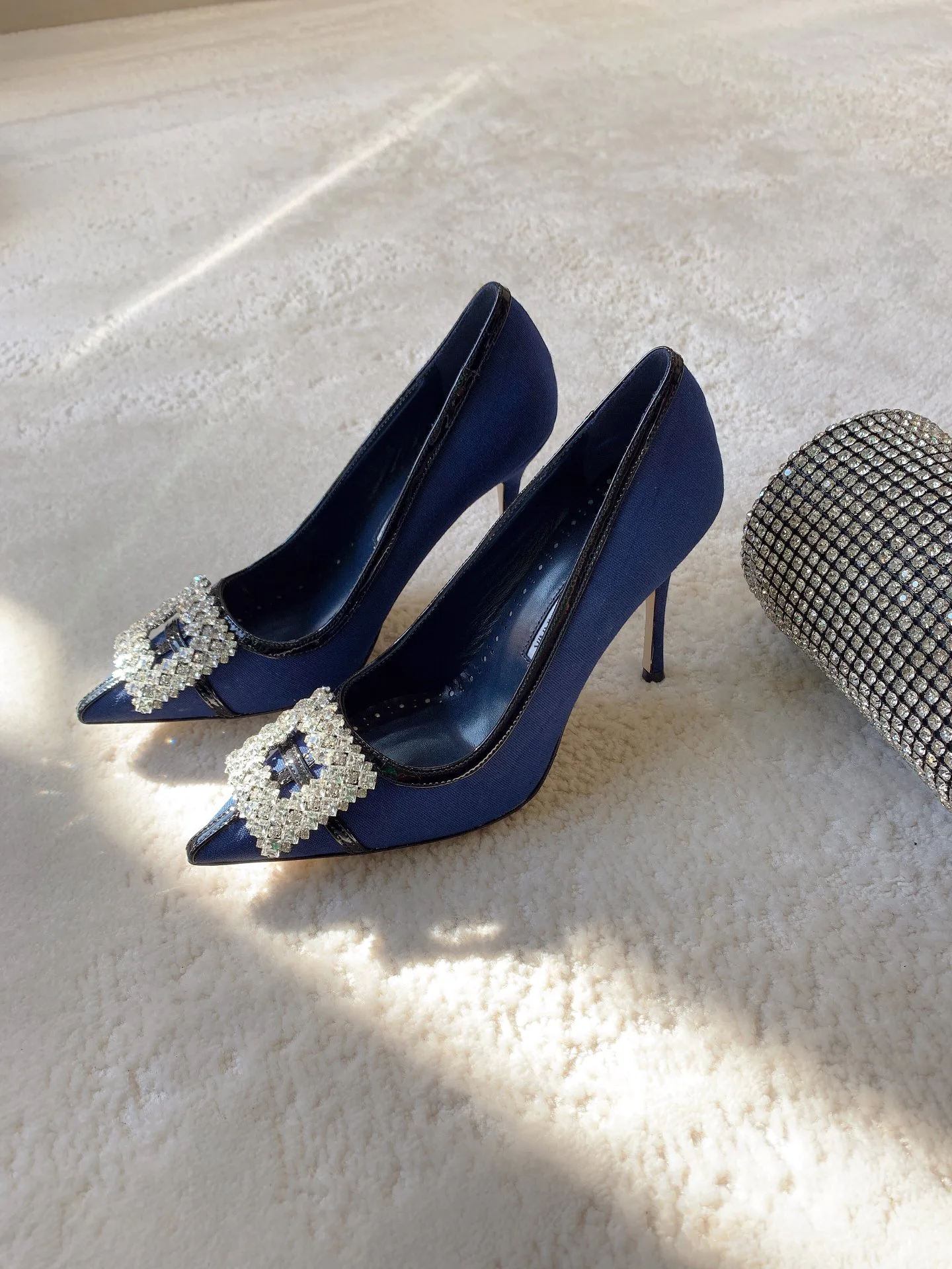 Туфли Женские Manolo Blahnik 18698275