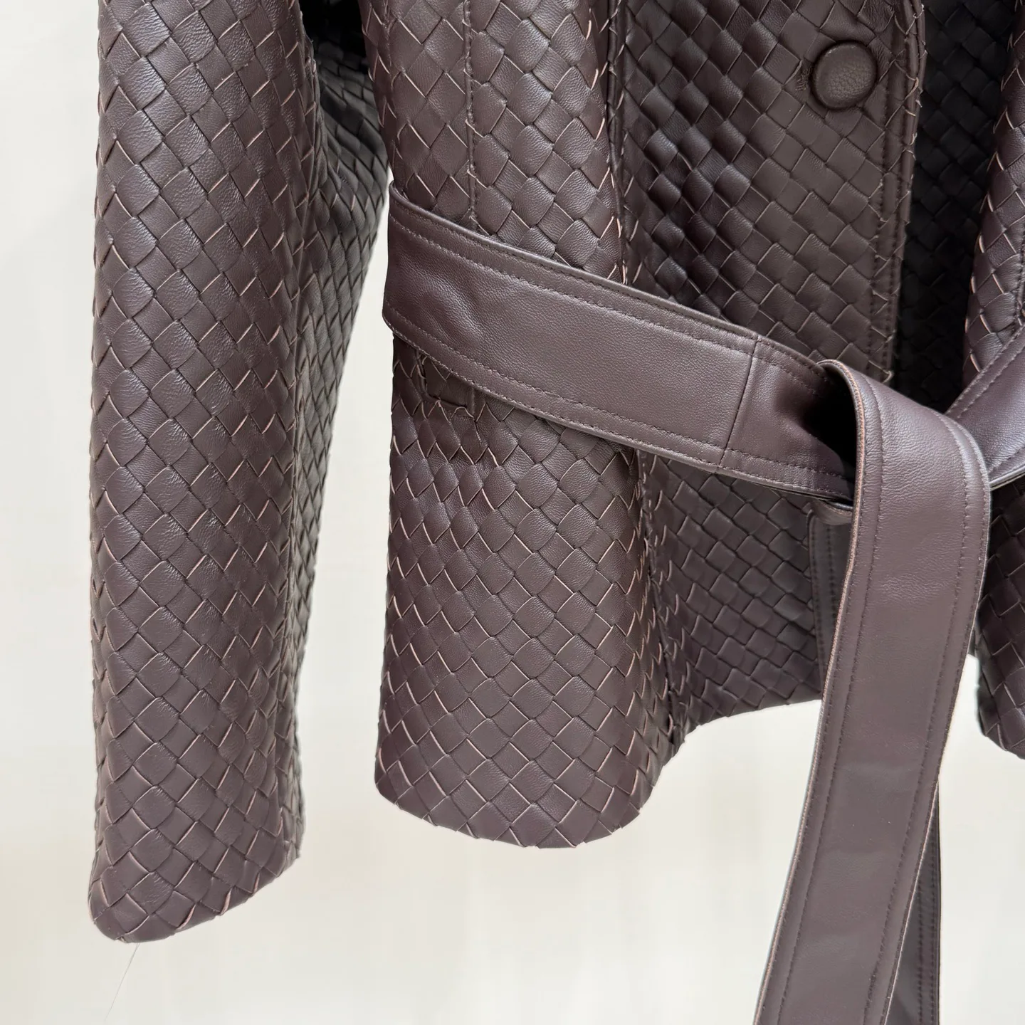 Кожаные Куртки И Дублёнки Женские Bottega Veneta 18601778