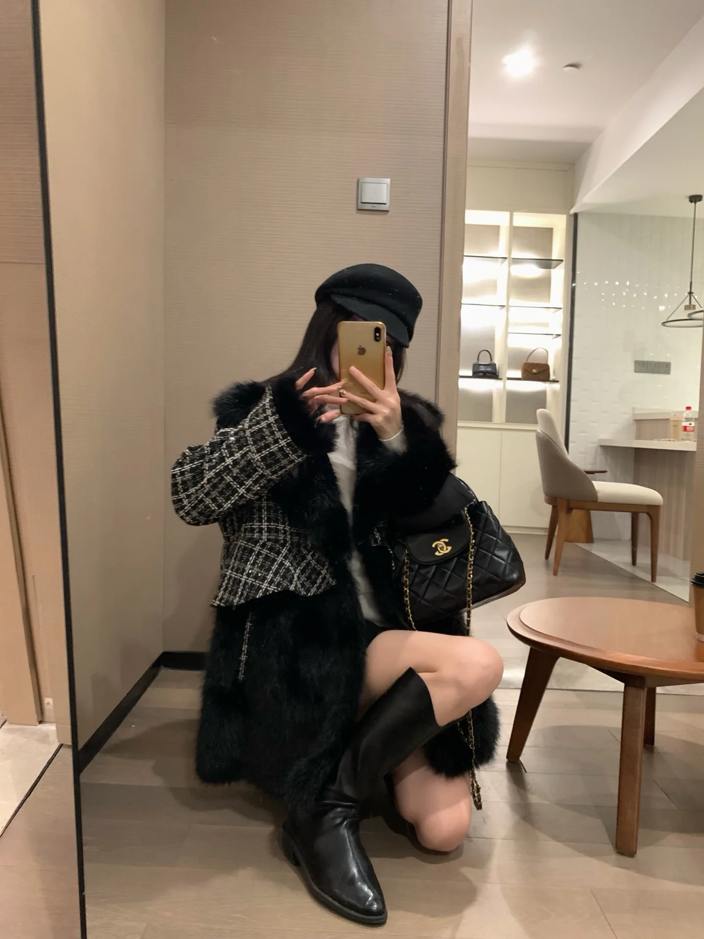 Шубы Женские Chanel 5051248