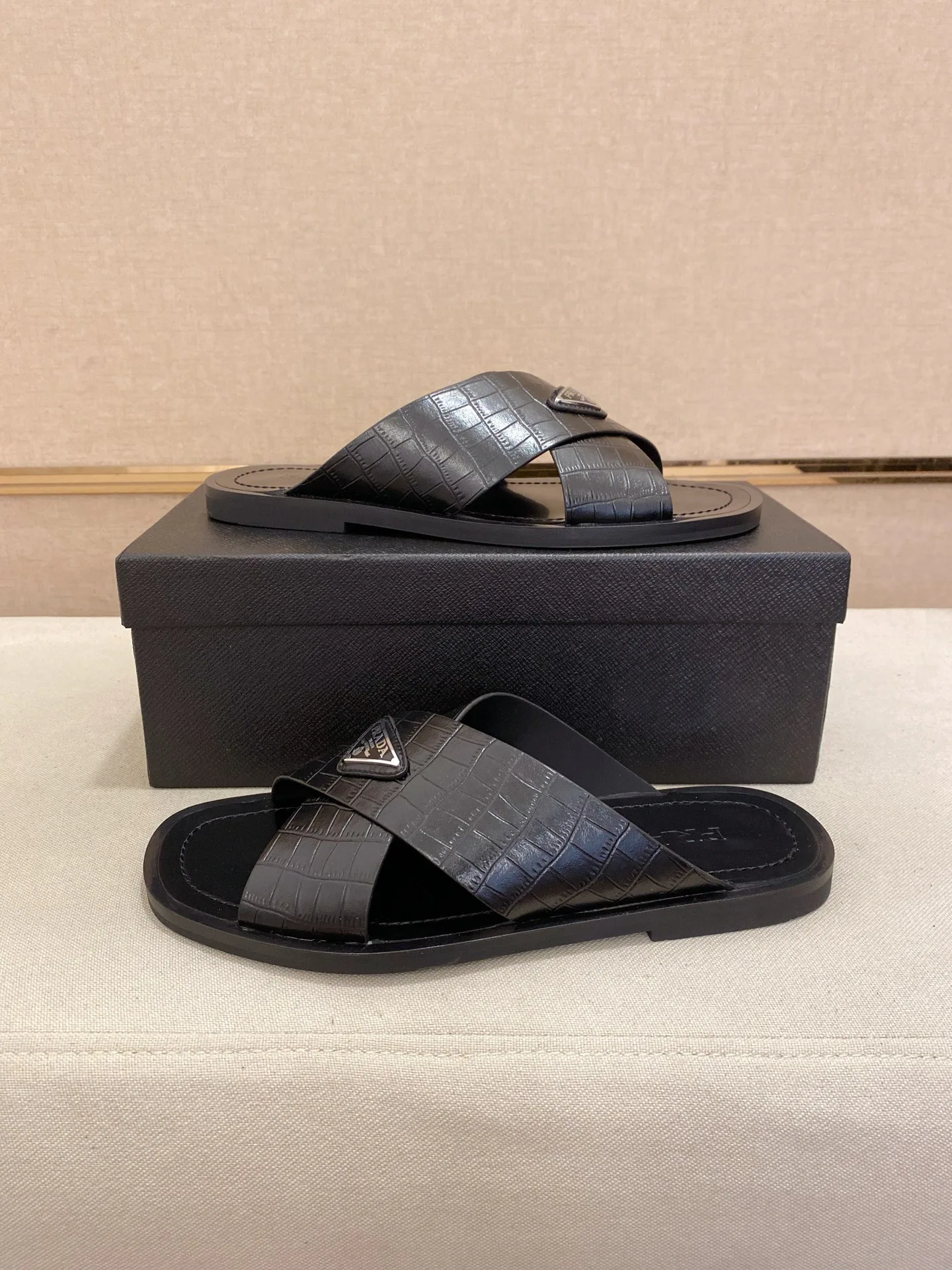 Шлепанцы Мужские Prada 74089