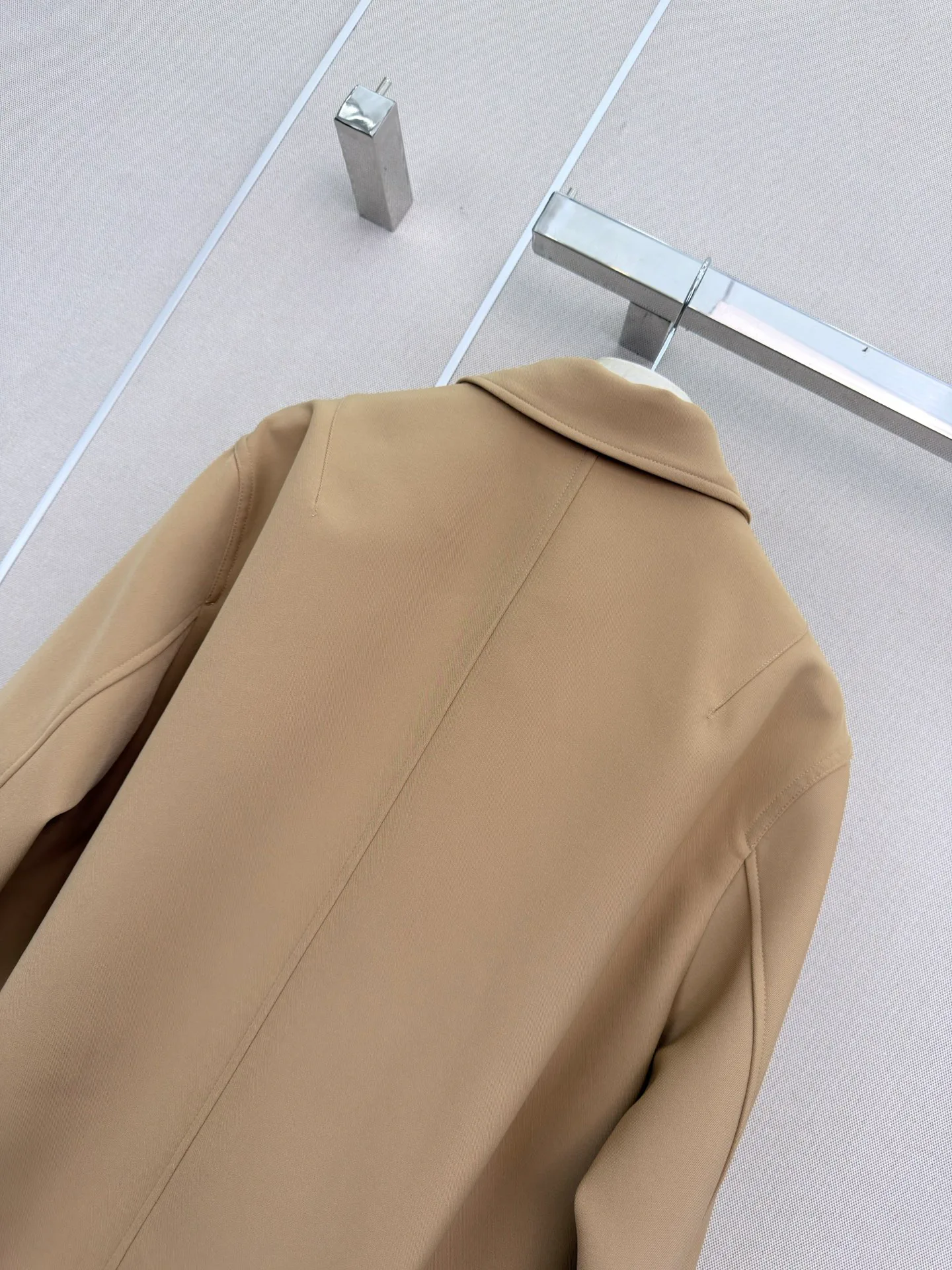 Куртки И Пуховики Женские Loewe 18498361