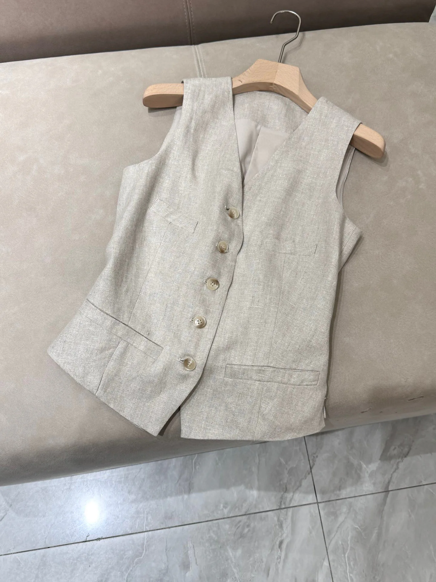 Жилеты Женские Brunello Cucinelli 11207068