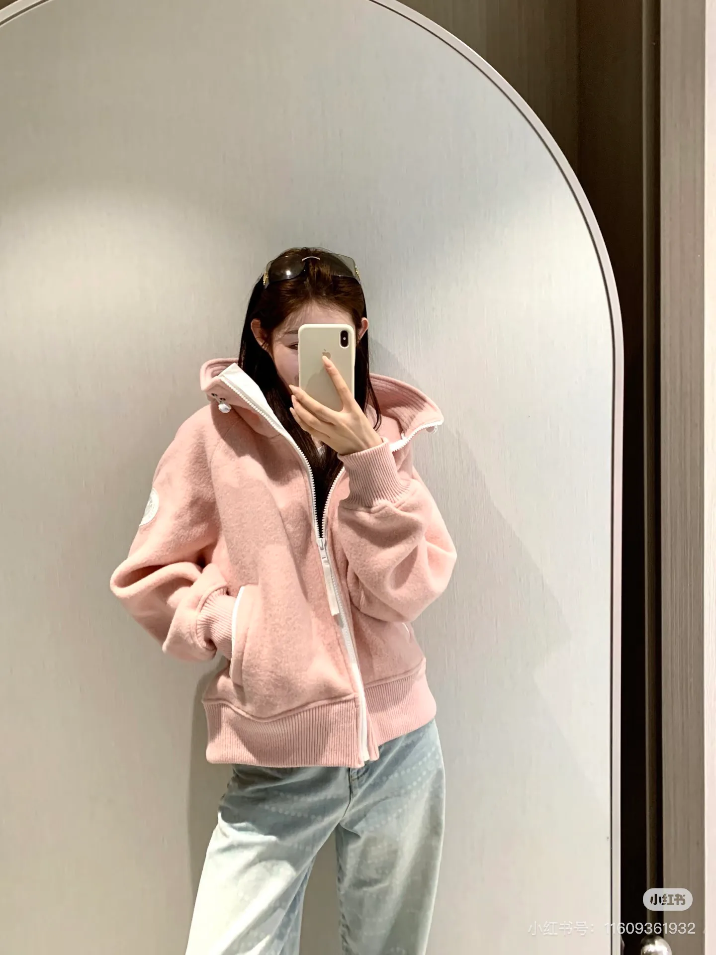 Куртки И Пуховики Женские Canada Goose 17998642