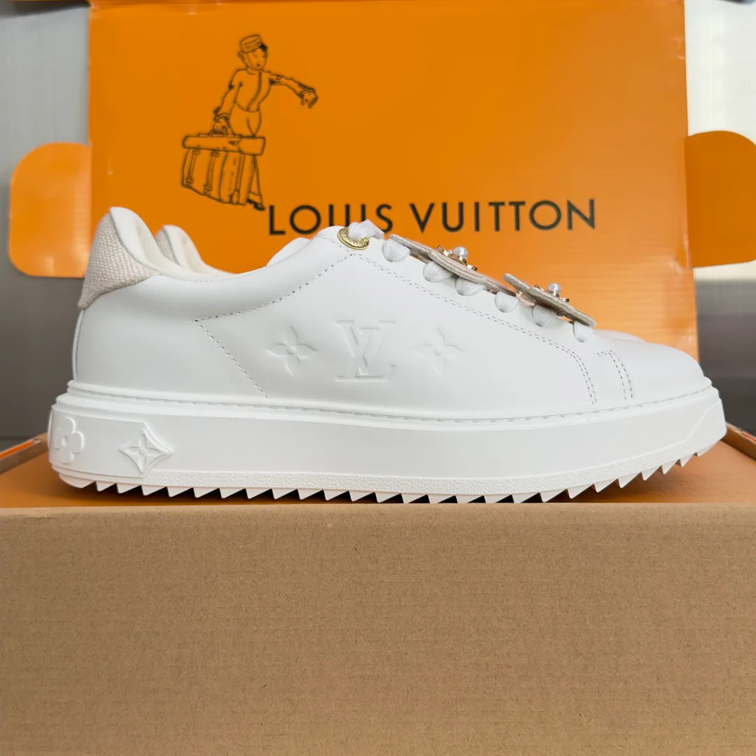 Кроссовки Женские Louis Vuitton 18845998