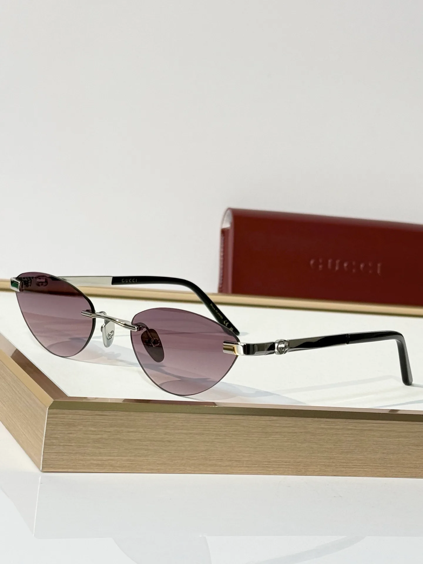 Очки Gucci 18117701