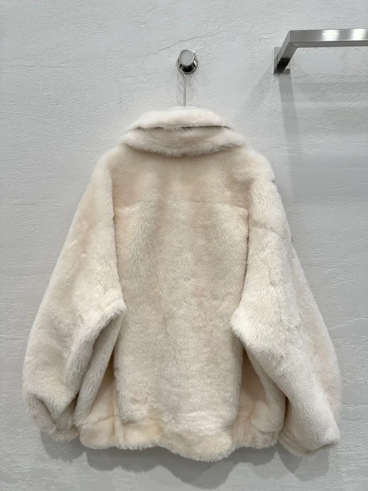 Кожаные Куртки И Дублёнки Женские Saint Laurent 558838