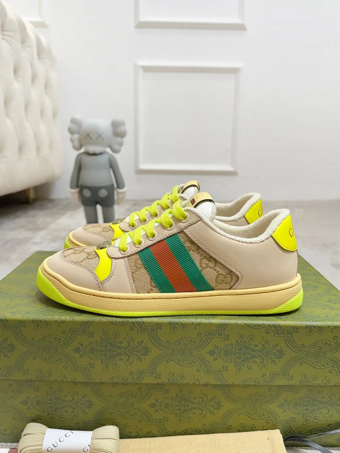 Кроссовки Женские Gucci 944961