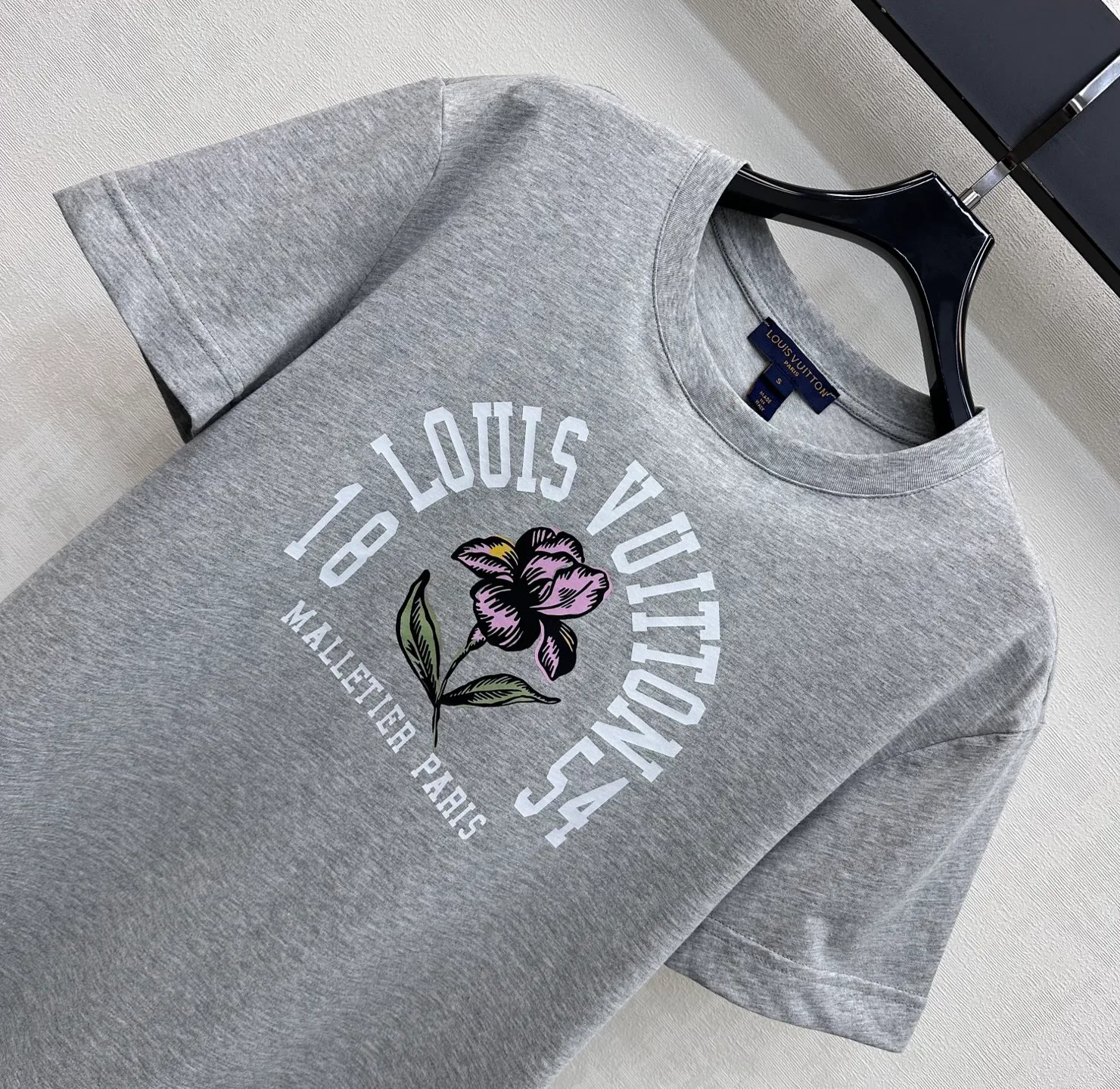 Футболки Женские Louis Vuitton 11890512