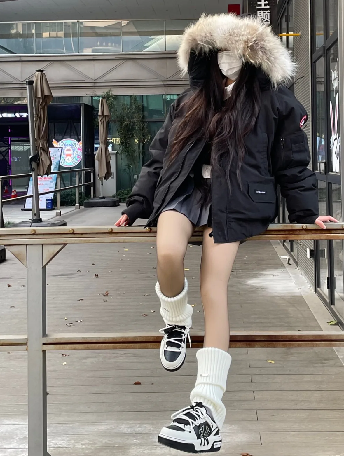 Куртки И Пуховики Женские Canada Goose 19859839