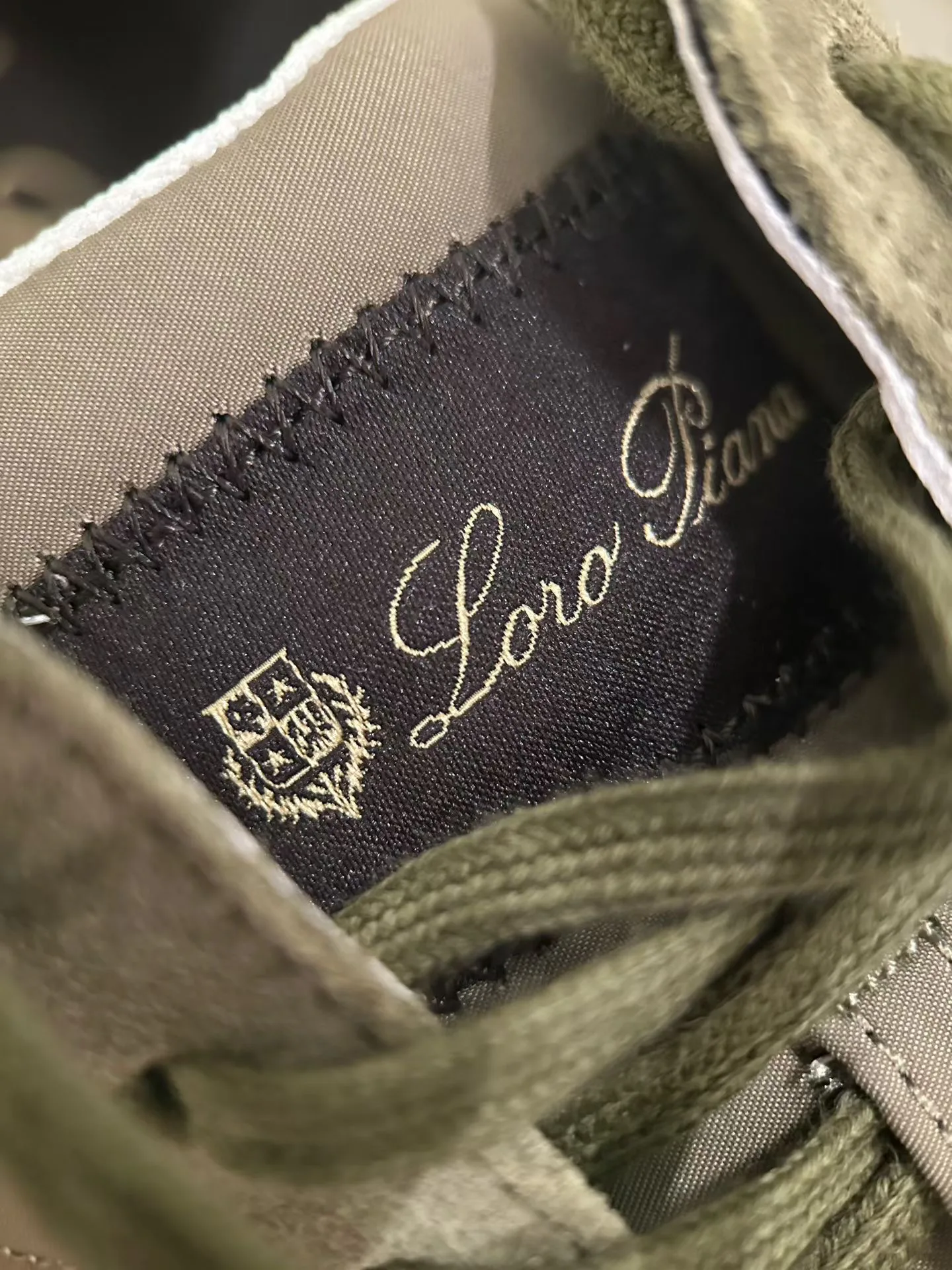 Кроссовки Женские Loro Piana 18267404