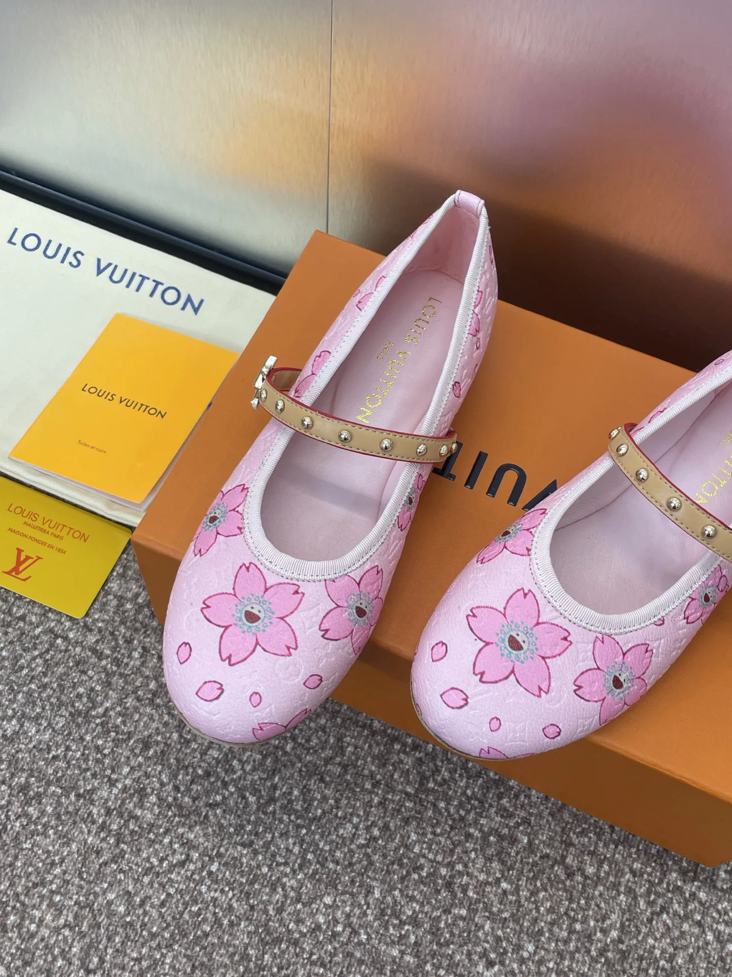 Туфли Женские Louis Vuitton 13346494