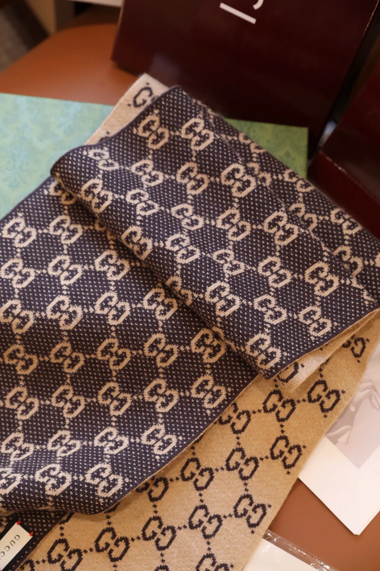 Шарфы Gucci 597381