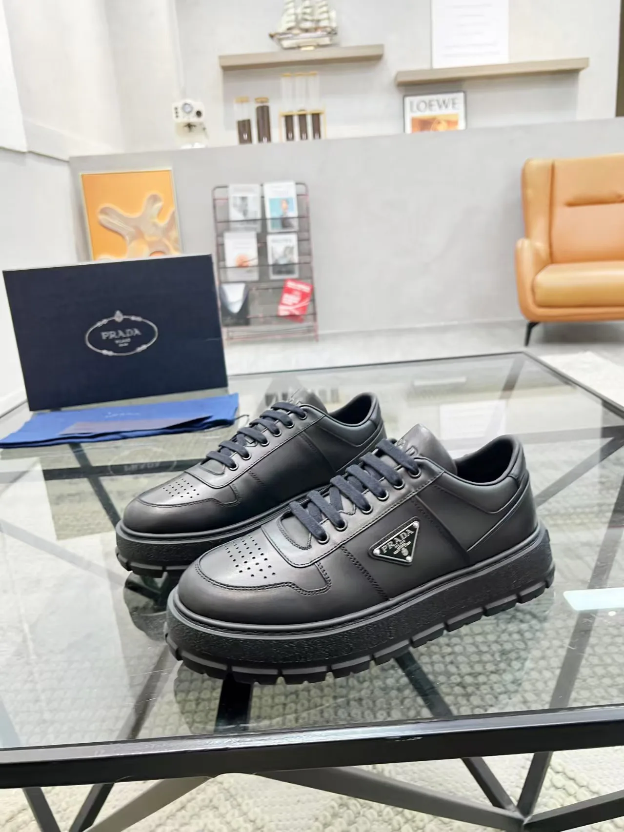 Кроссовки Мужские Prada 14378032