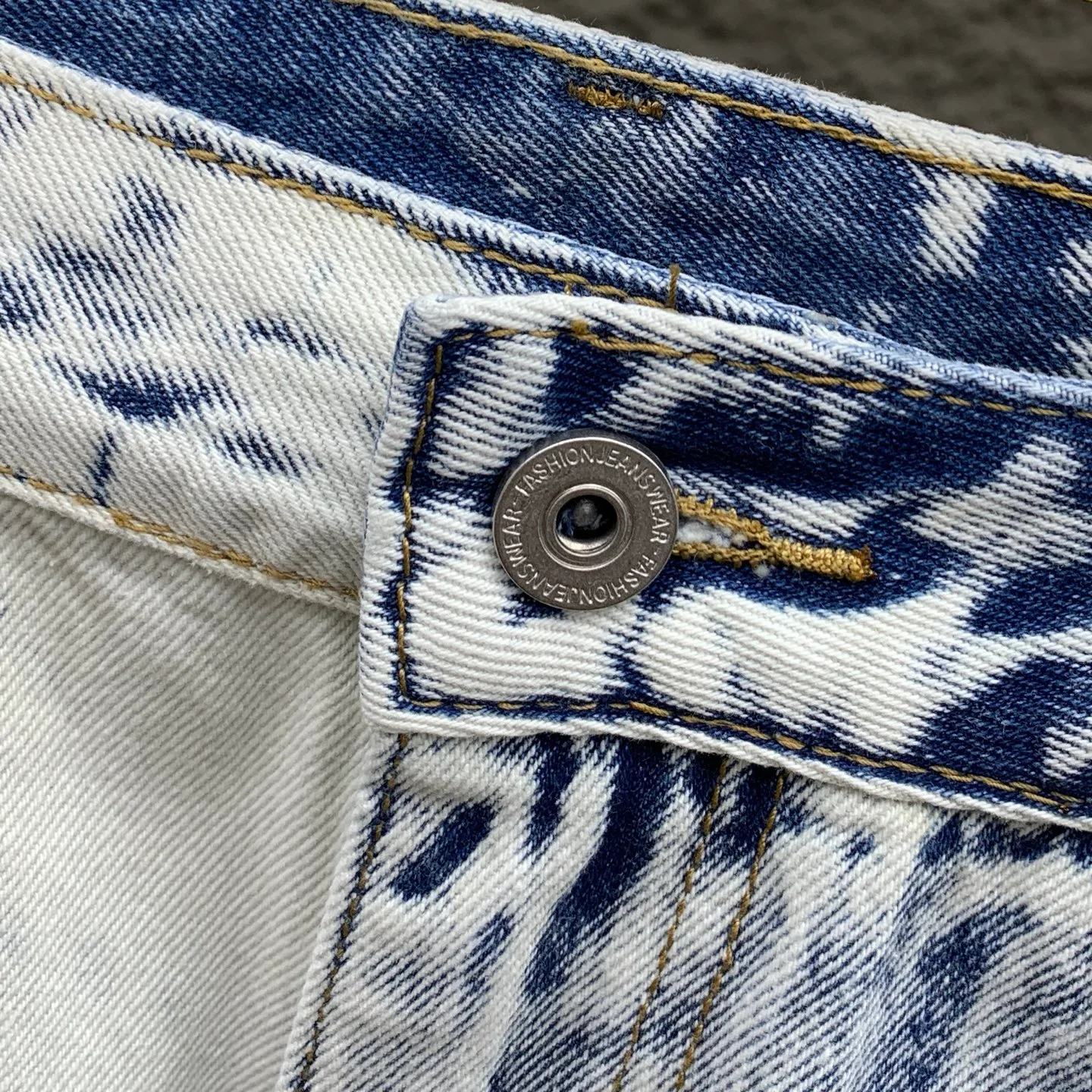 Джинсы Мужские Balenciaga 18296267