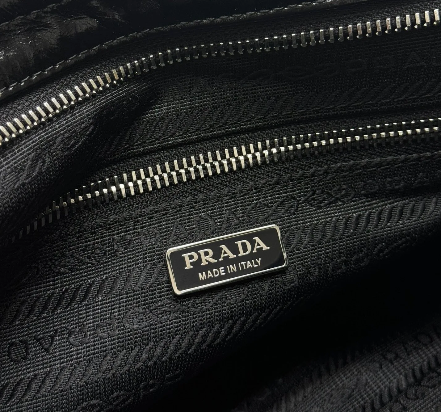Классические Сумки Женские Prada 11462516